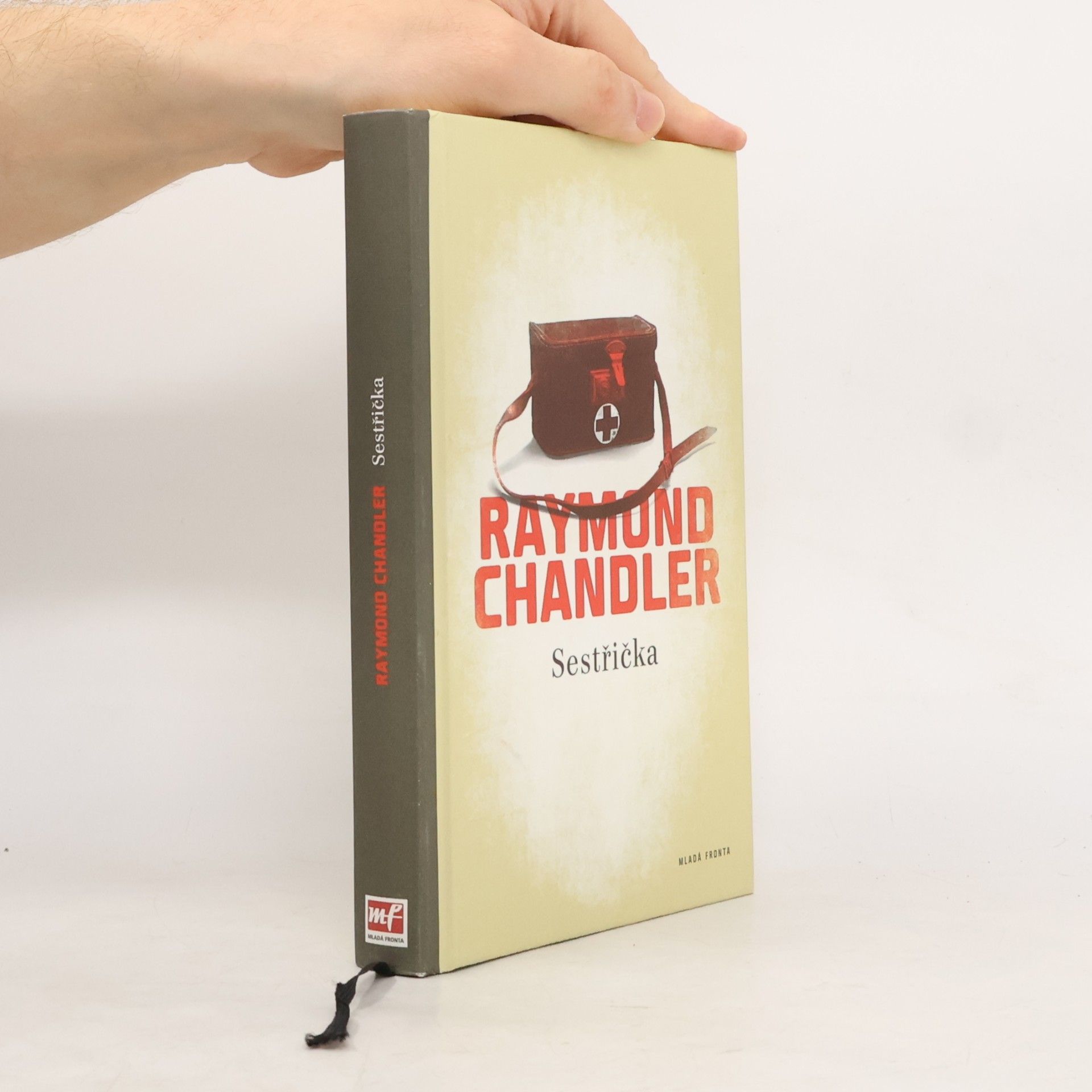 Raymond Chandler Sestřička