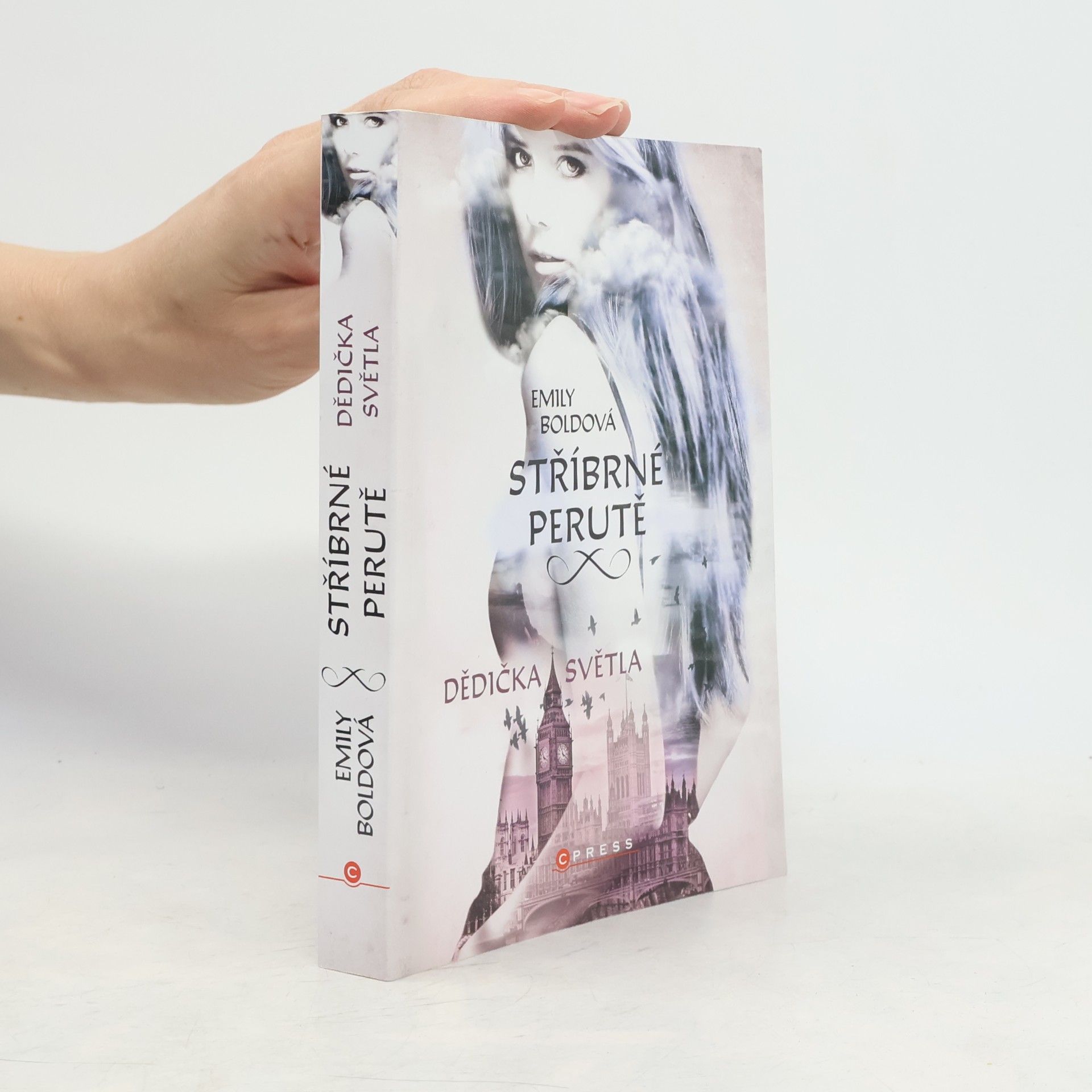 Emily Bold Dědička světla