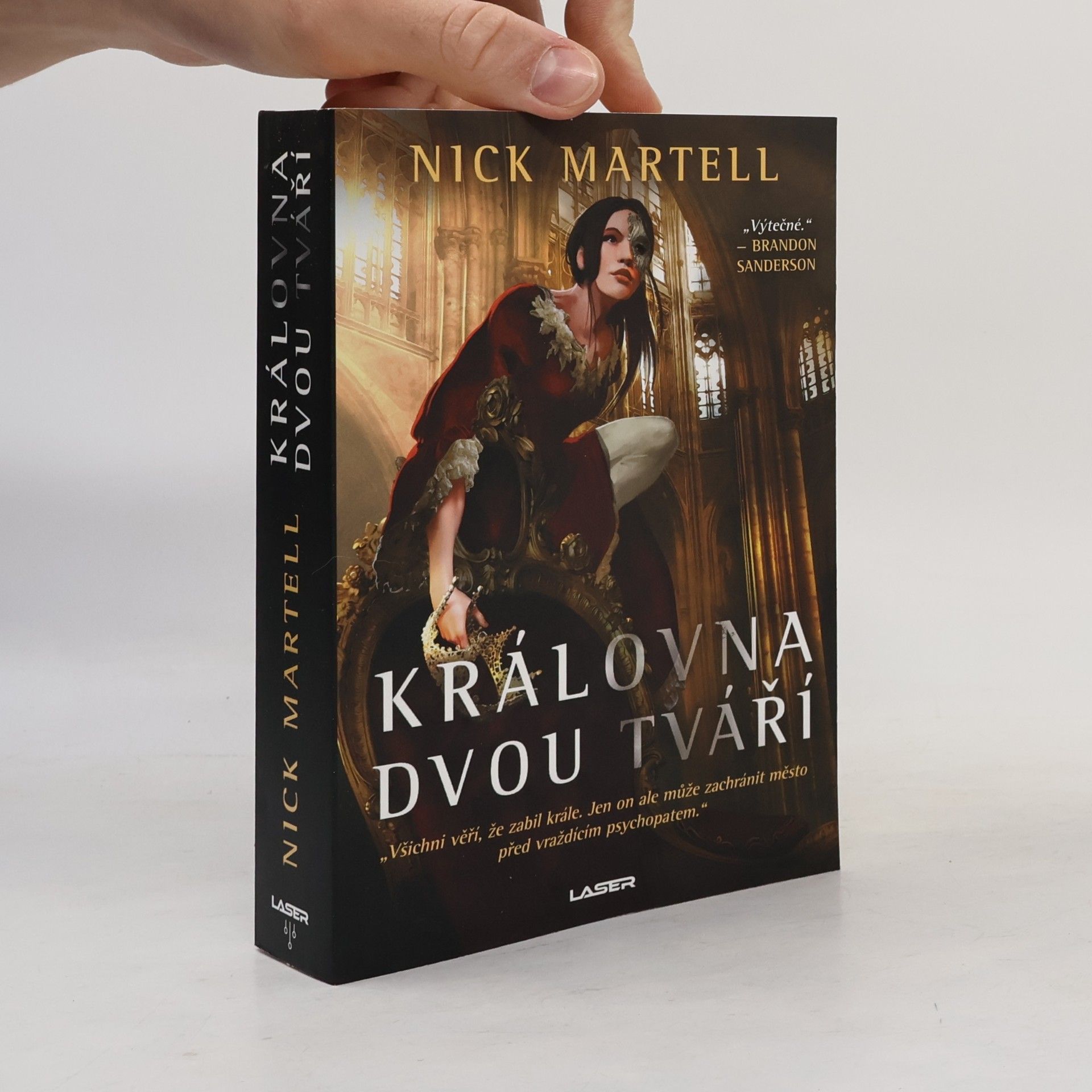 Nick Martell Královna dvou tváří