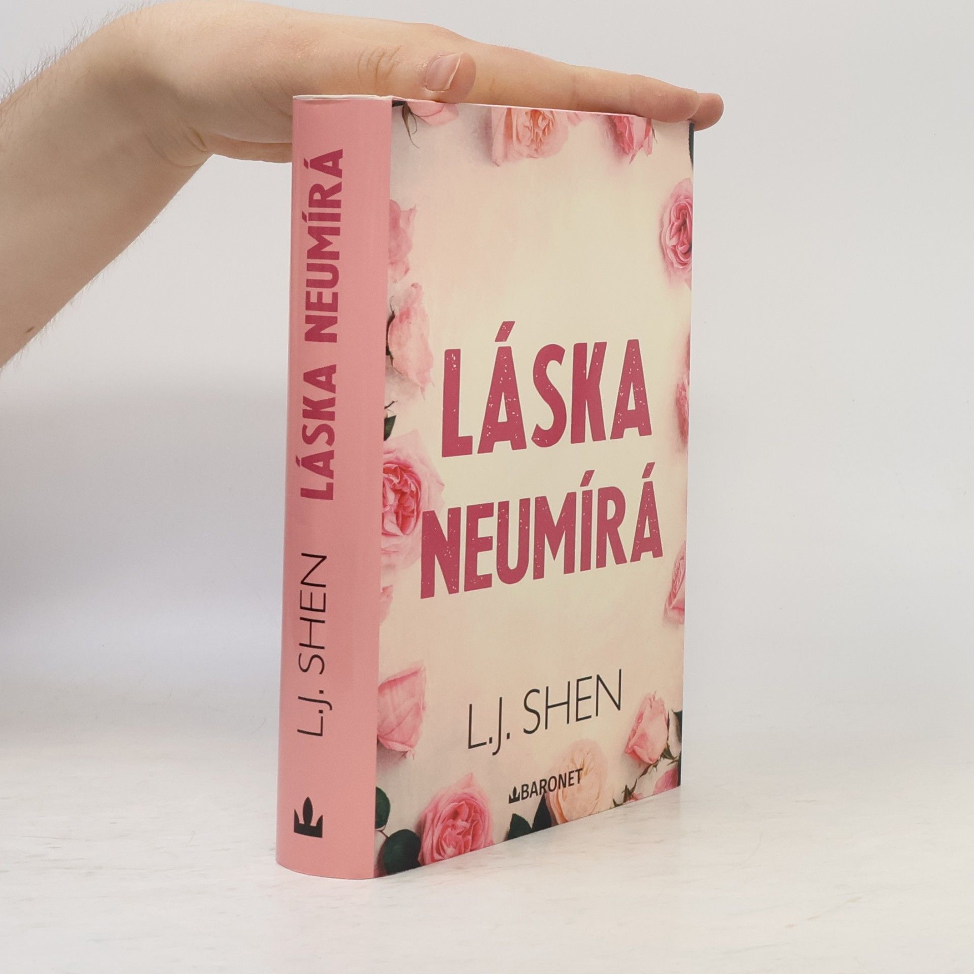 L. J.  Shen Láska neumírá