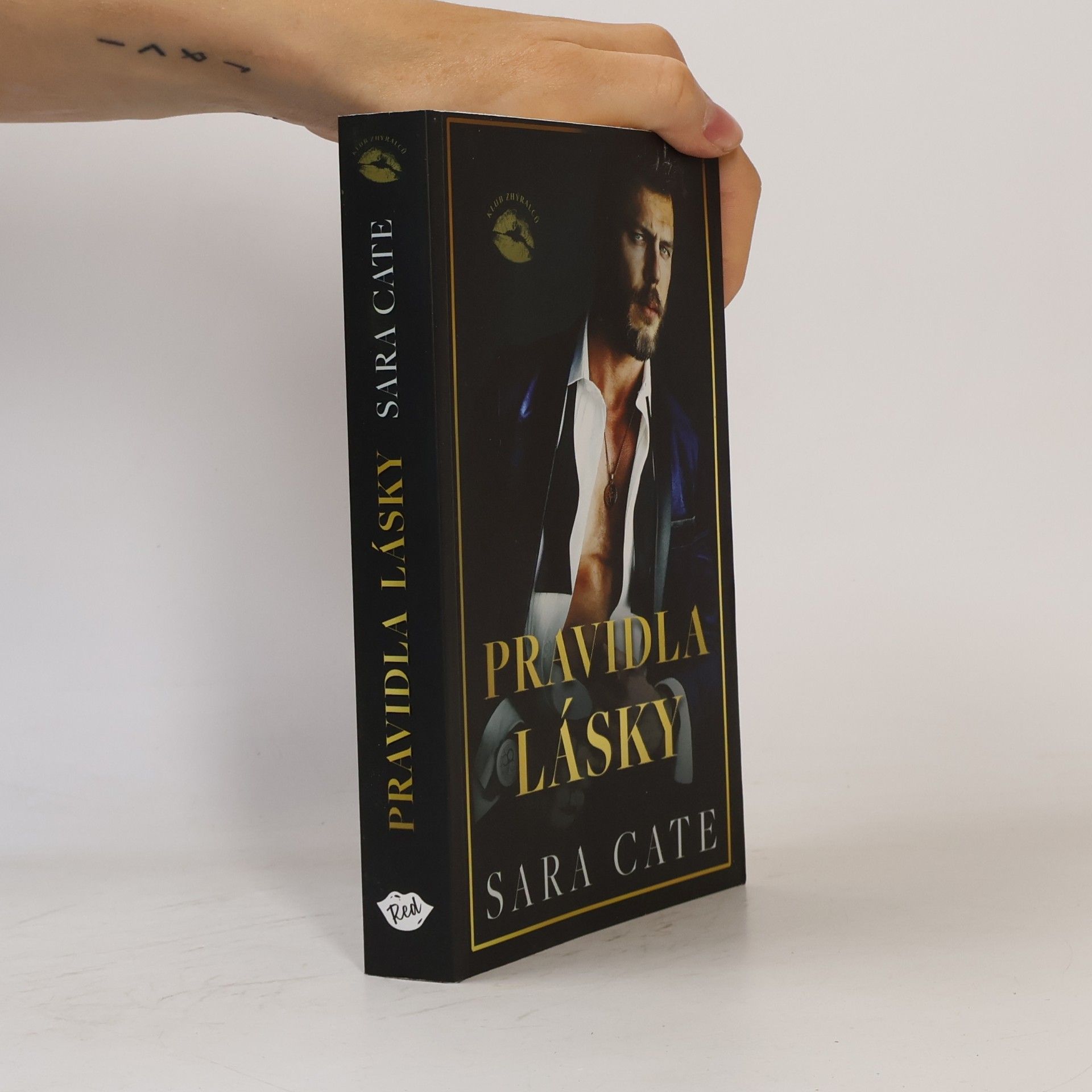 Sara Cate Klub zhýralců. Pravidla lásky