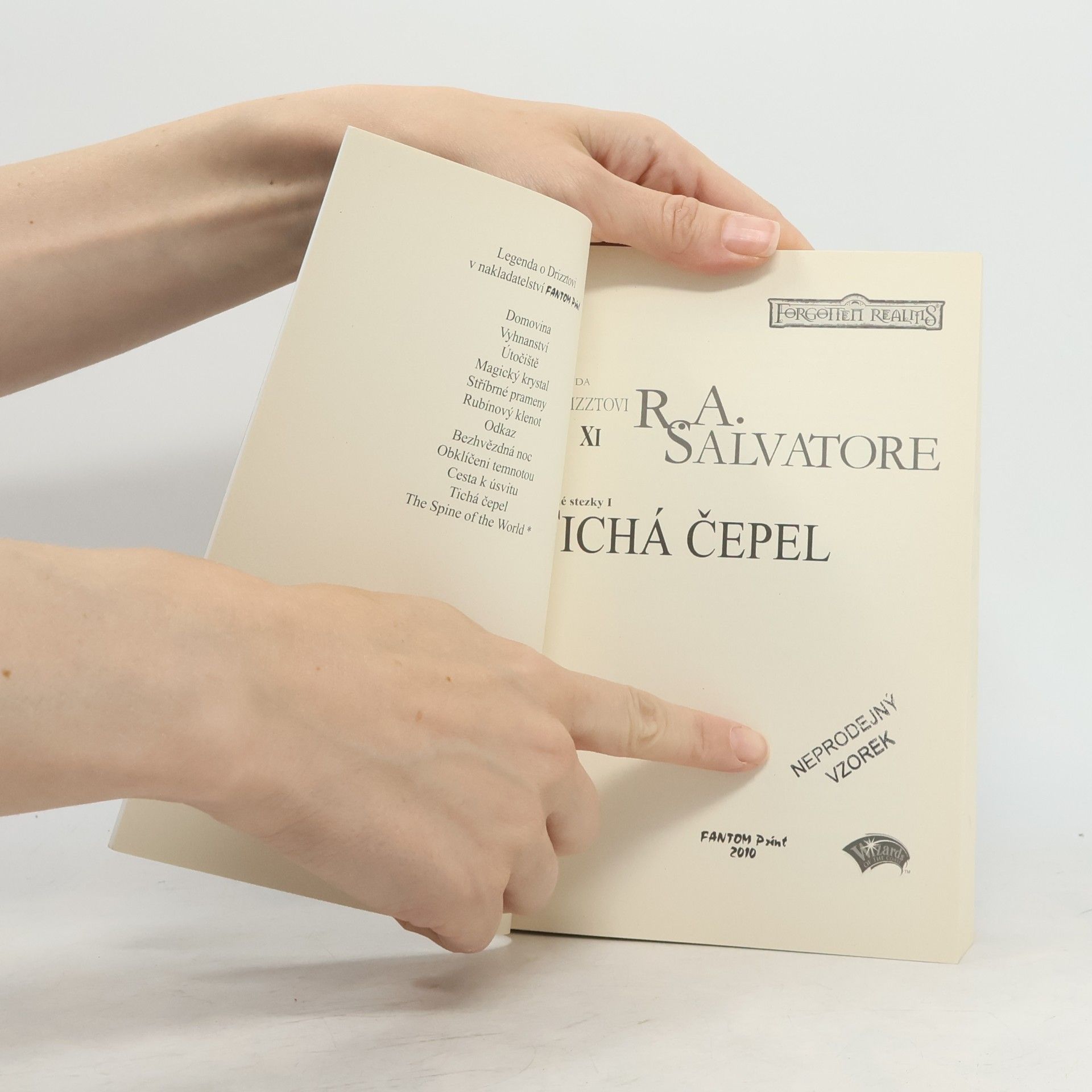 R. A. Salvatore Temné stezky I. Tichá čepel