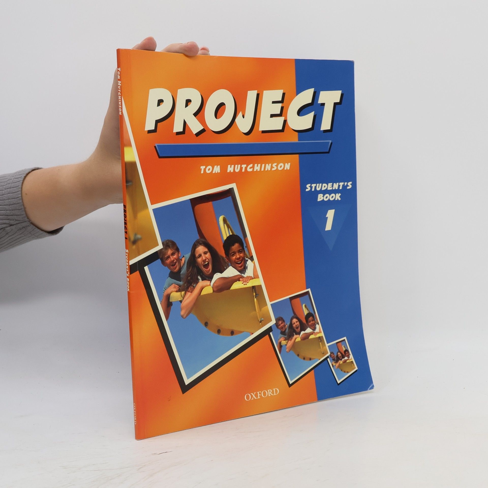 Tom Hutchinson Project 1 : student's book