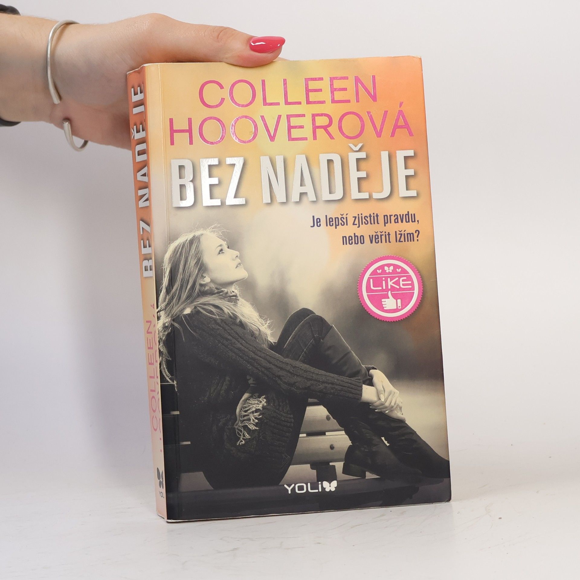 Colleen Hoover Bez naděje