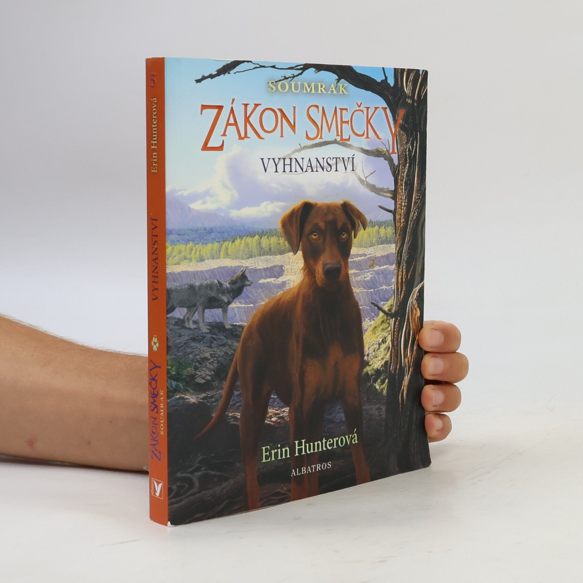 Erin Hunter Vyhnanství
