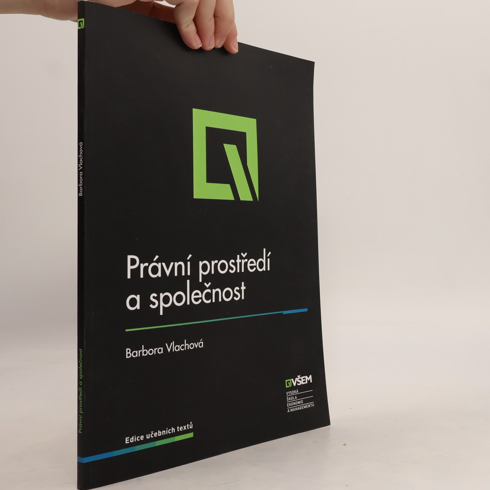 Barbora Vlachová Právní prostředí a společnost
