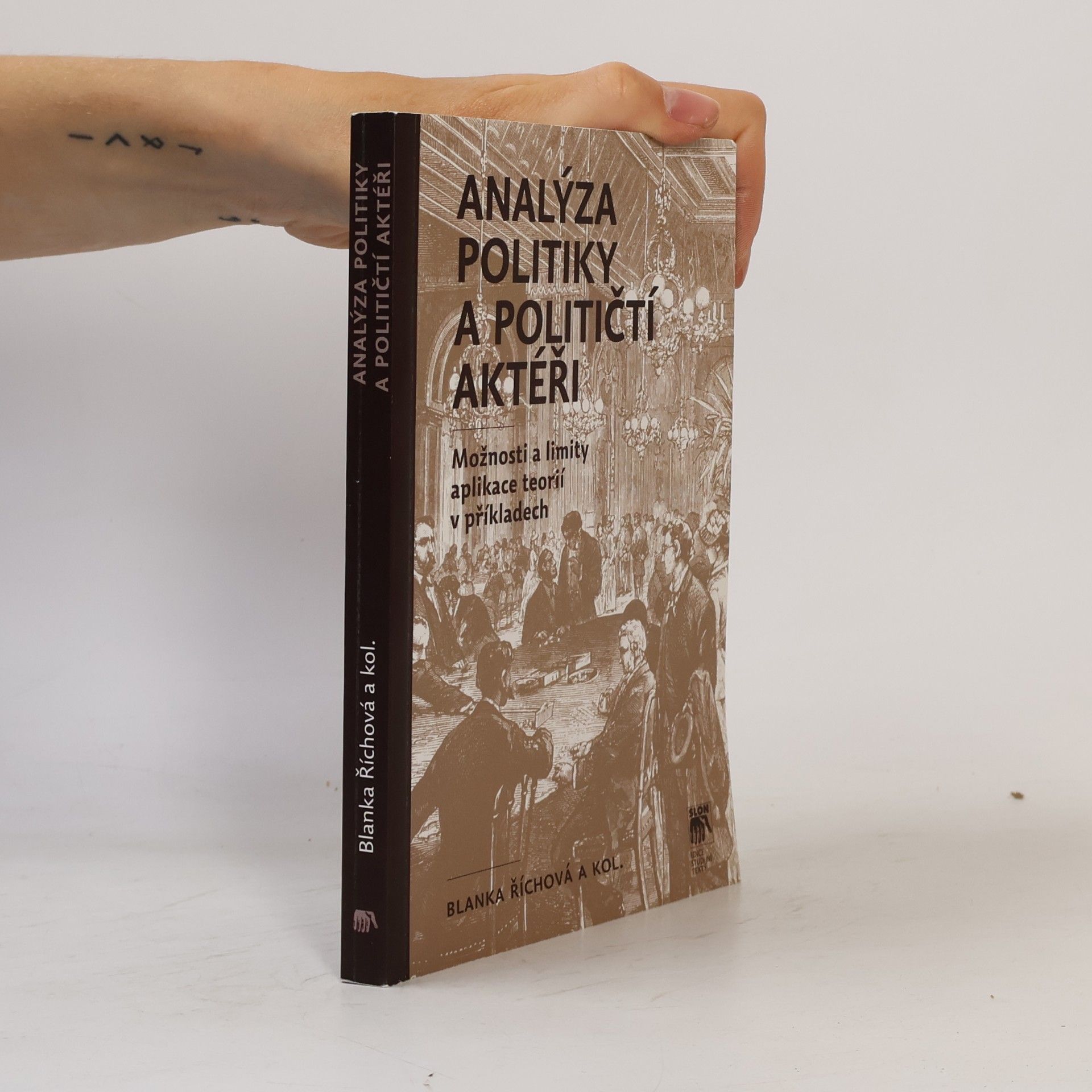Analýza politiky a političtí aktéři