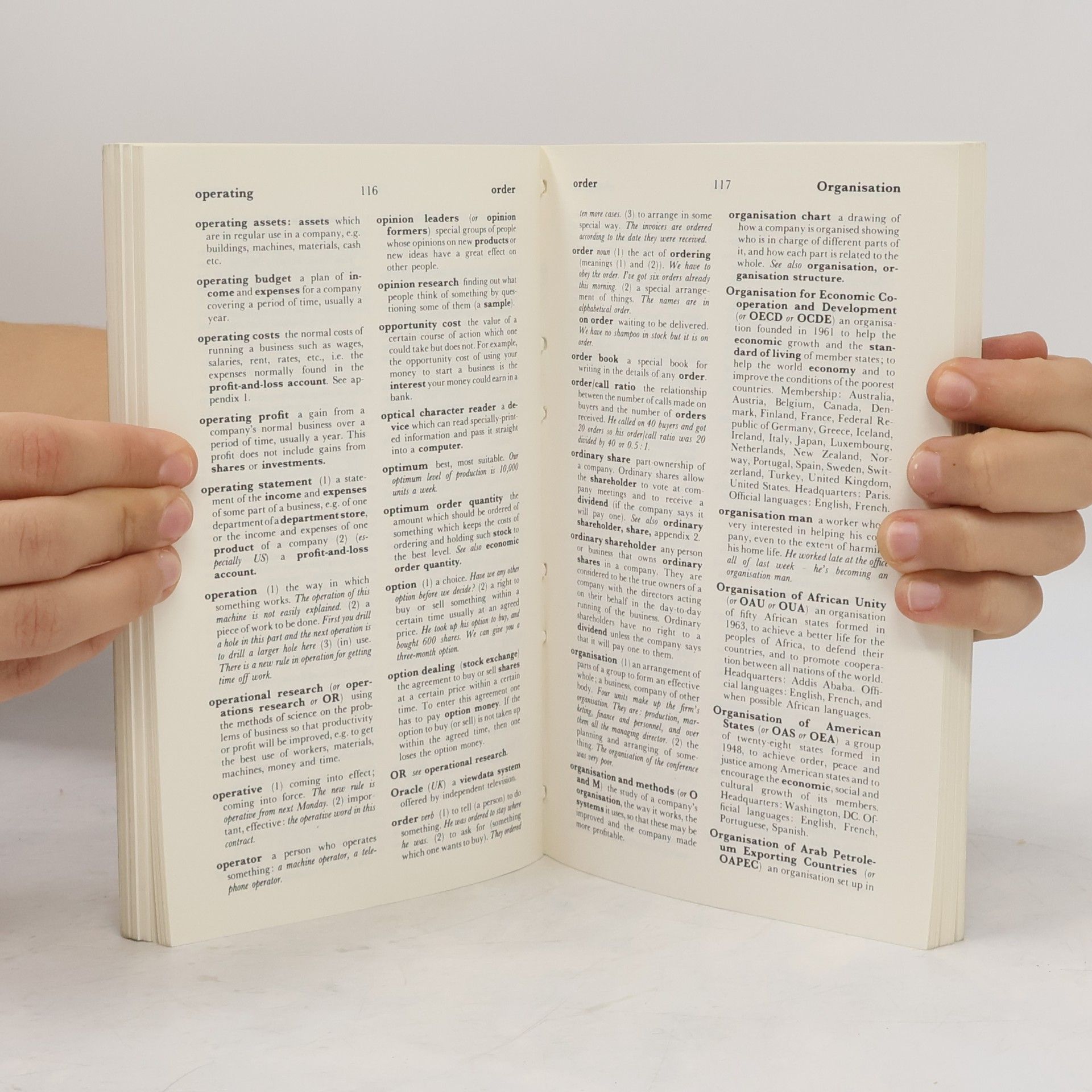 Patrick John Flynn Business English Series: Nelson Business English Dictionary
