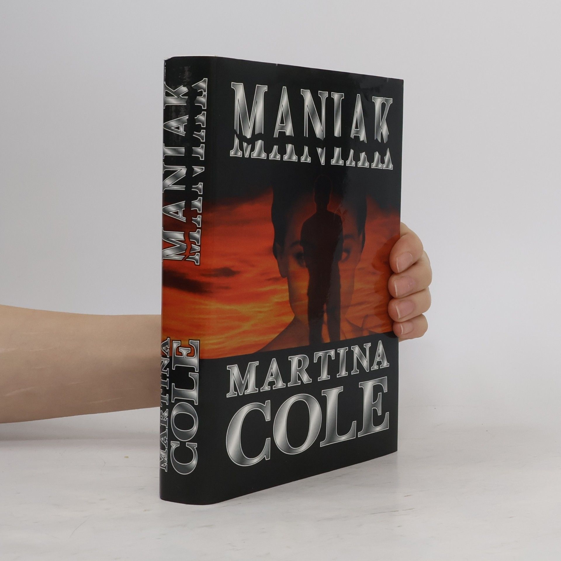 Martina Cole Maniak