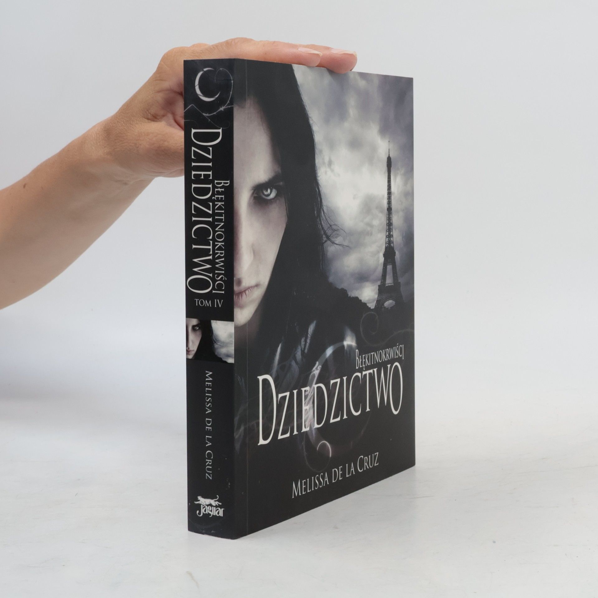 Melissa De la Cruz Błękitnokrwiści - 4: Dziedzictwo