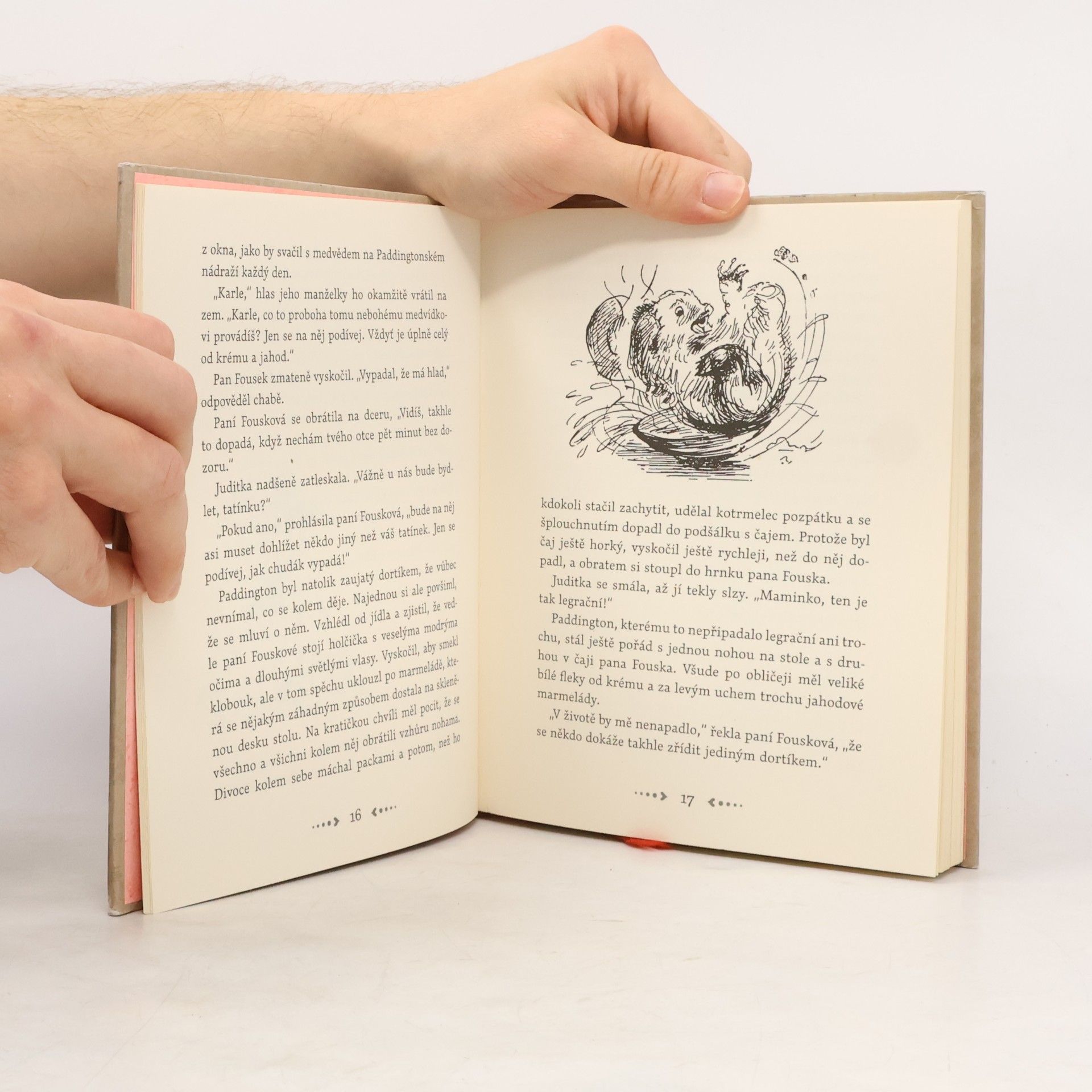 Michael Bond Medvídek Paddington