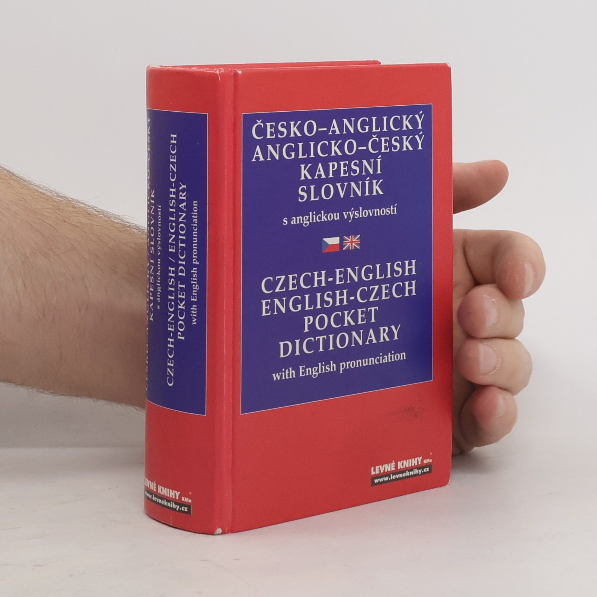 Věra Hegerová Česko-anglický, anglicko-český kapesní slovník s anglickou výslovností