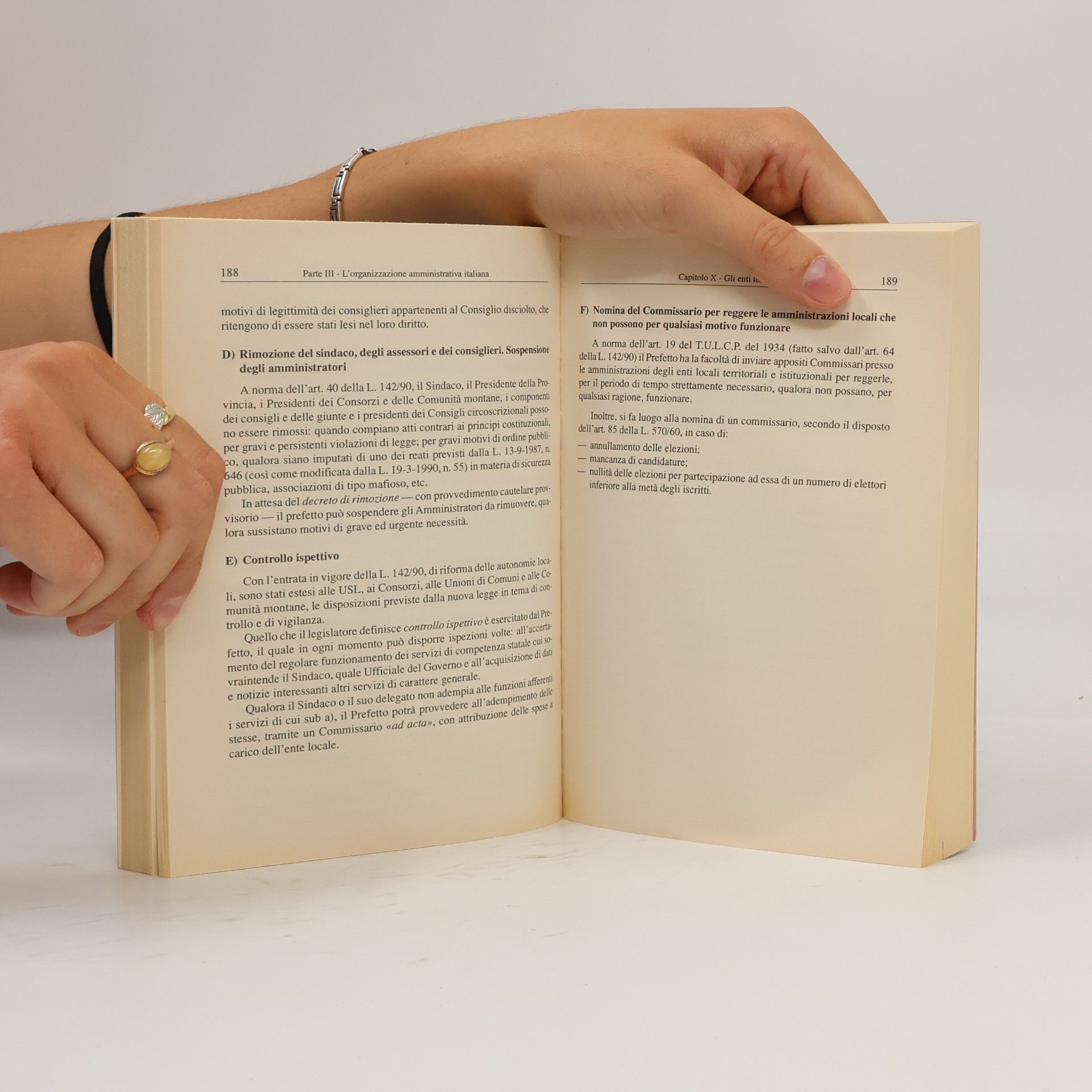 L. Delpino Elementi di diritto amministrativo 217