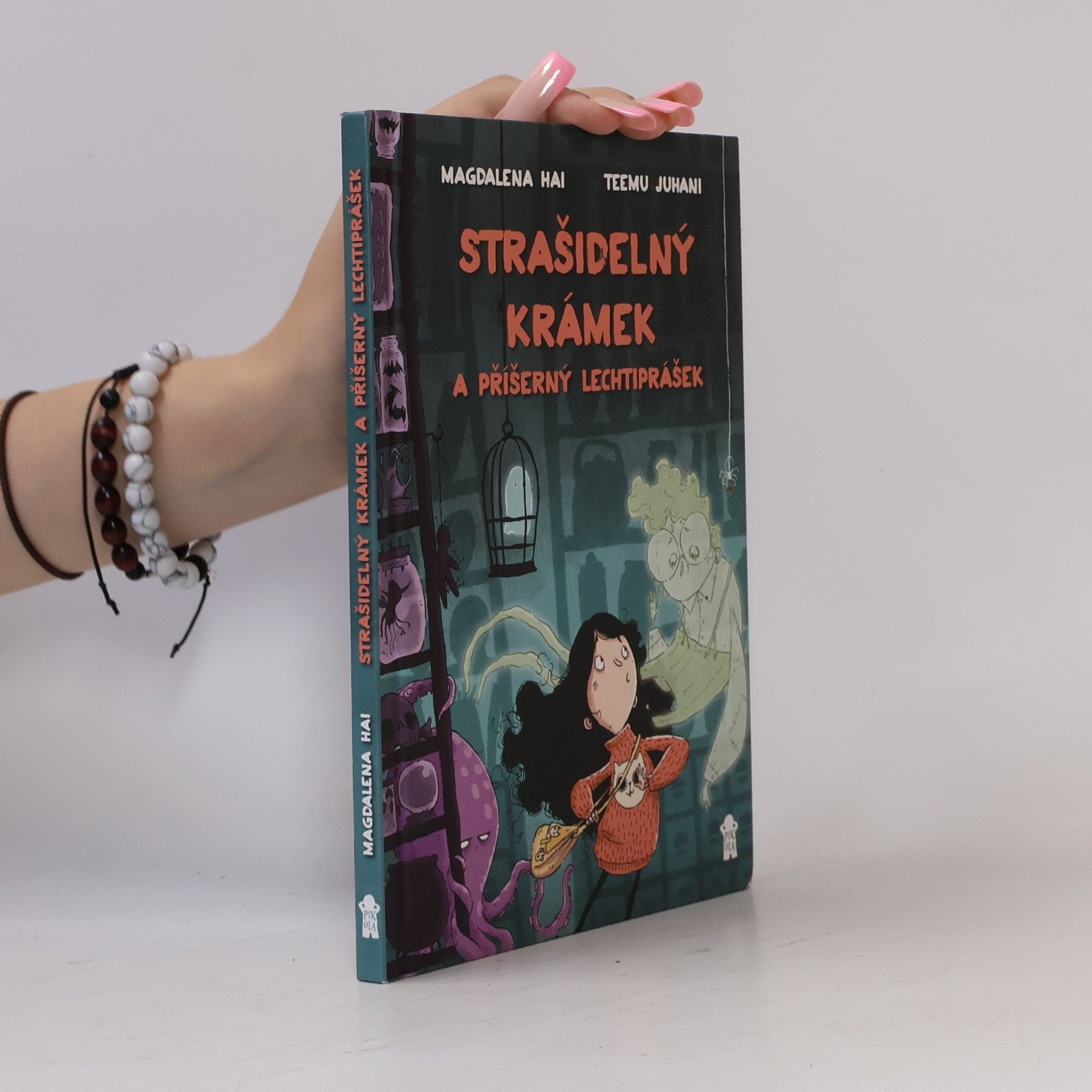 Strašidelný krámek a příšerný lechtiprášek
