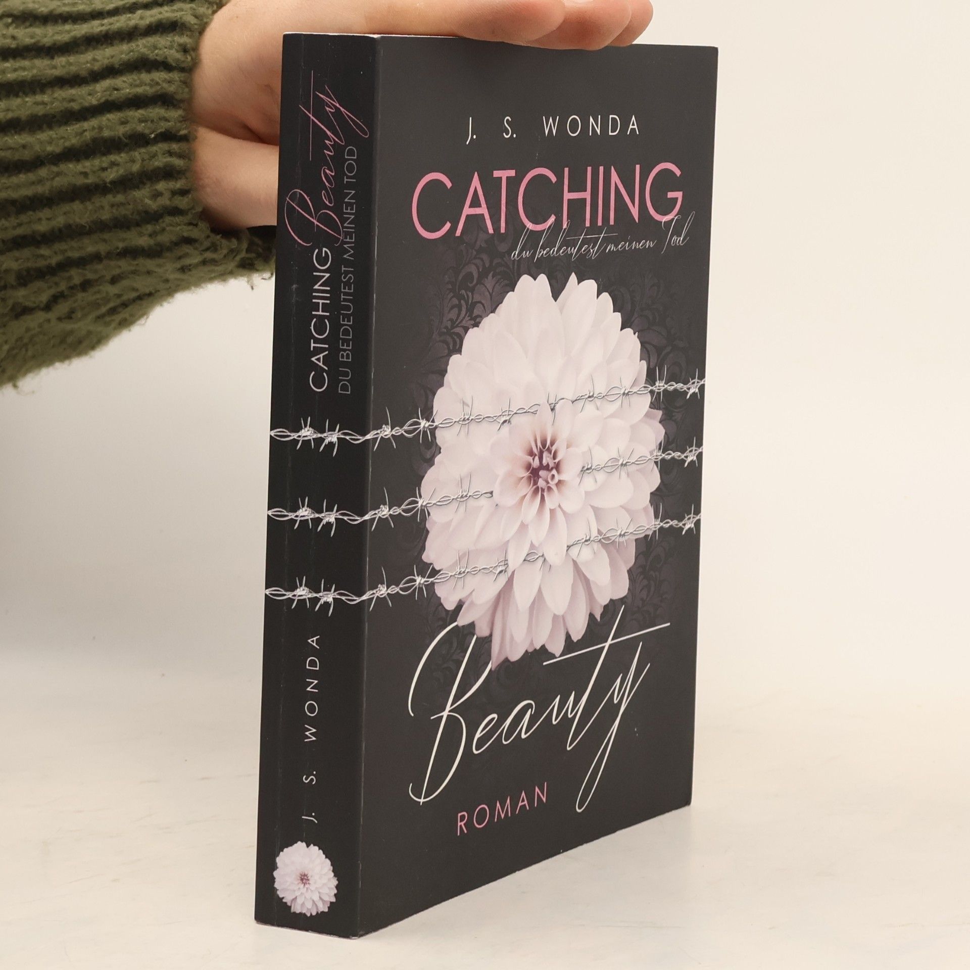 Jane S. Wonda Catching Beauty