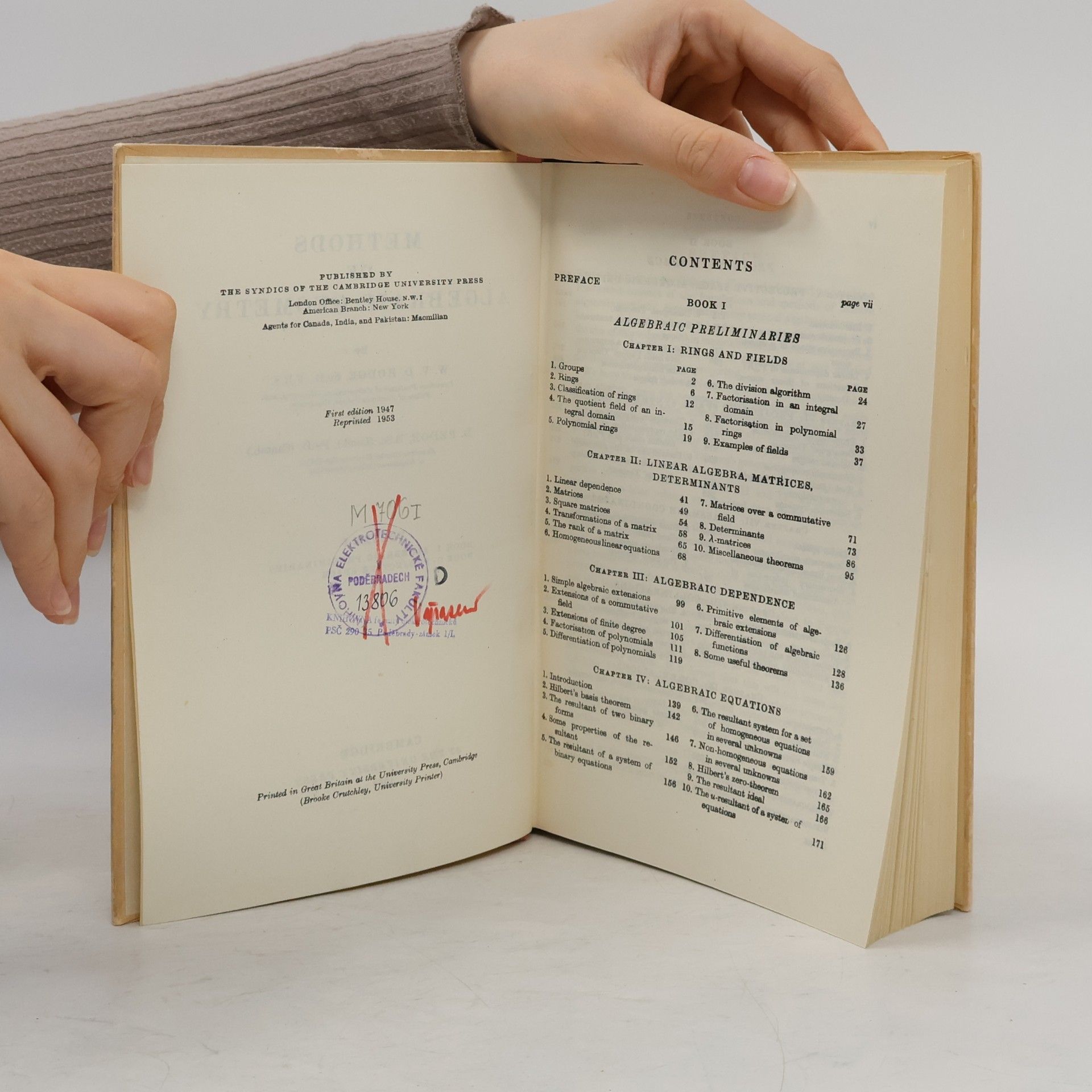 W. V. D. Hodge Methods of Algebraic Geometry. Volume I.
