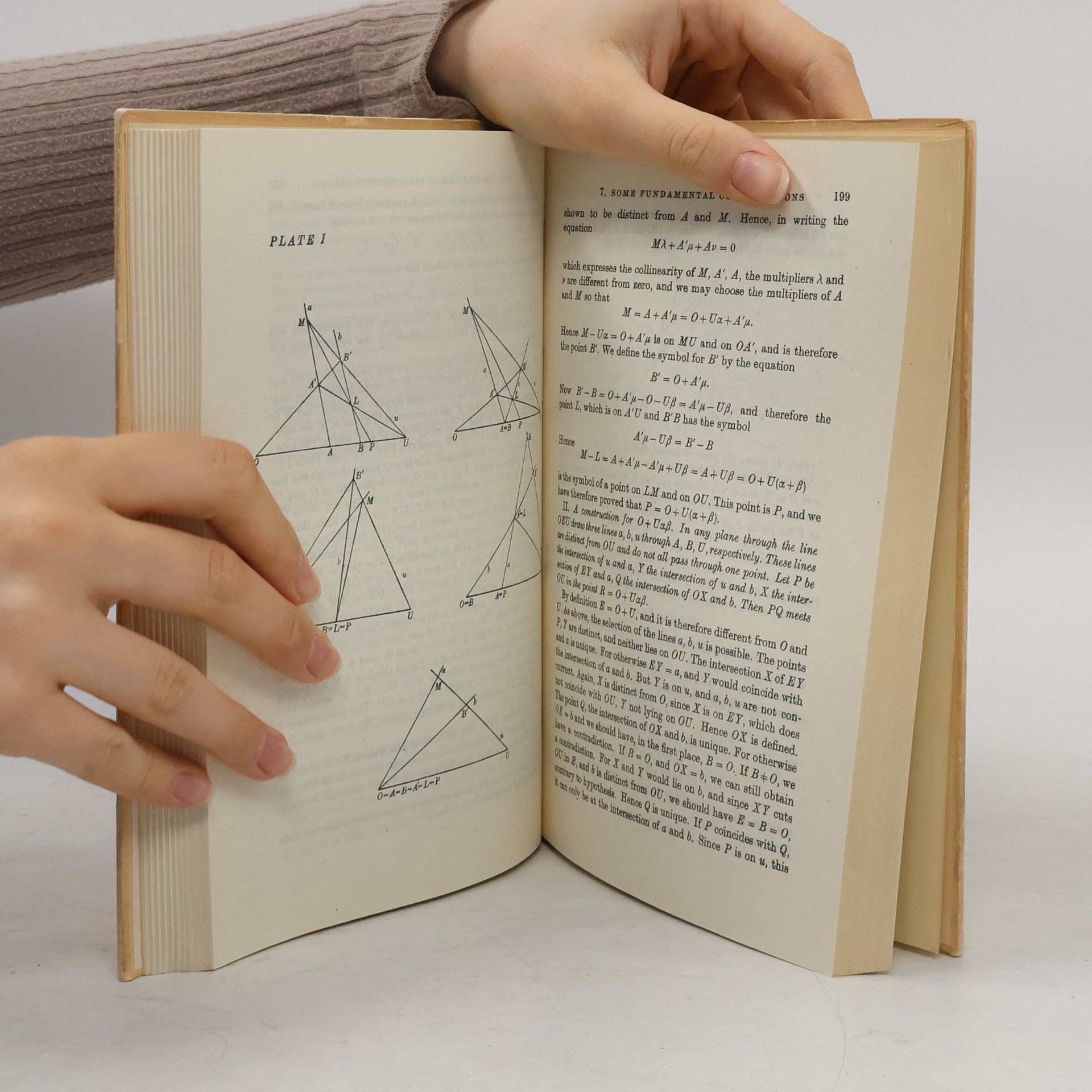 W. V. D. Hodge Methods of Algebraic Geometry. Volume I.