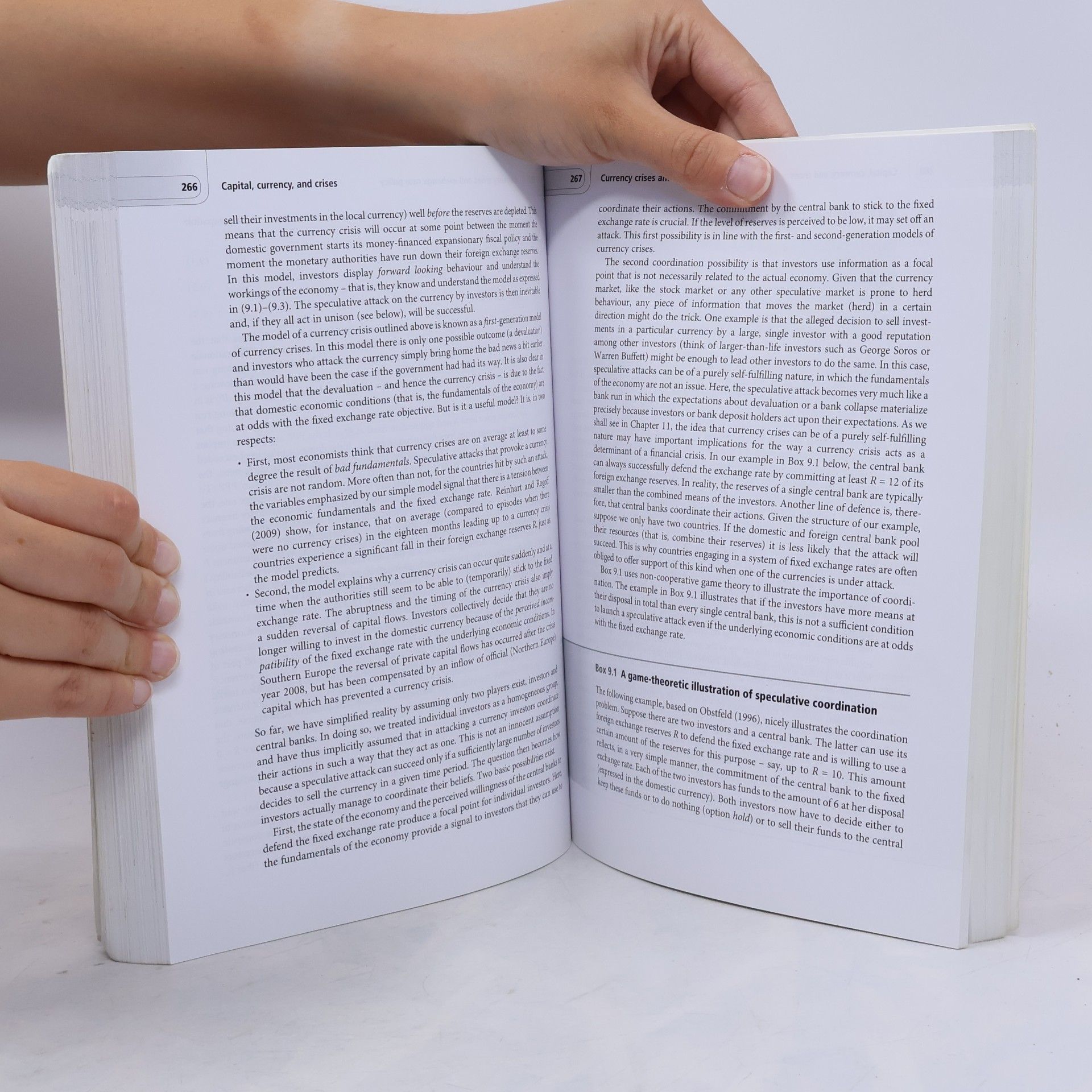 Autores varios International Economics and Business