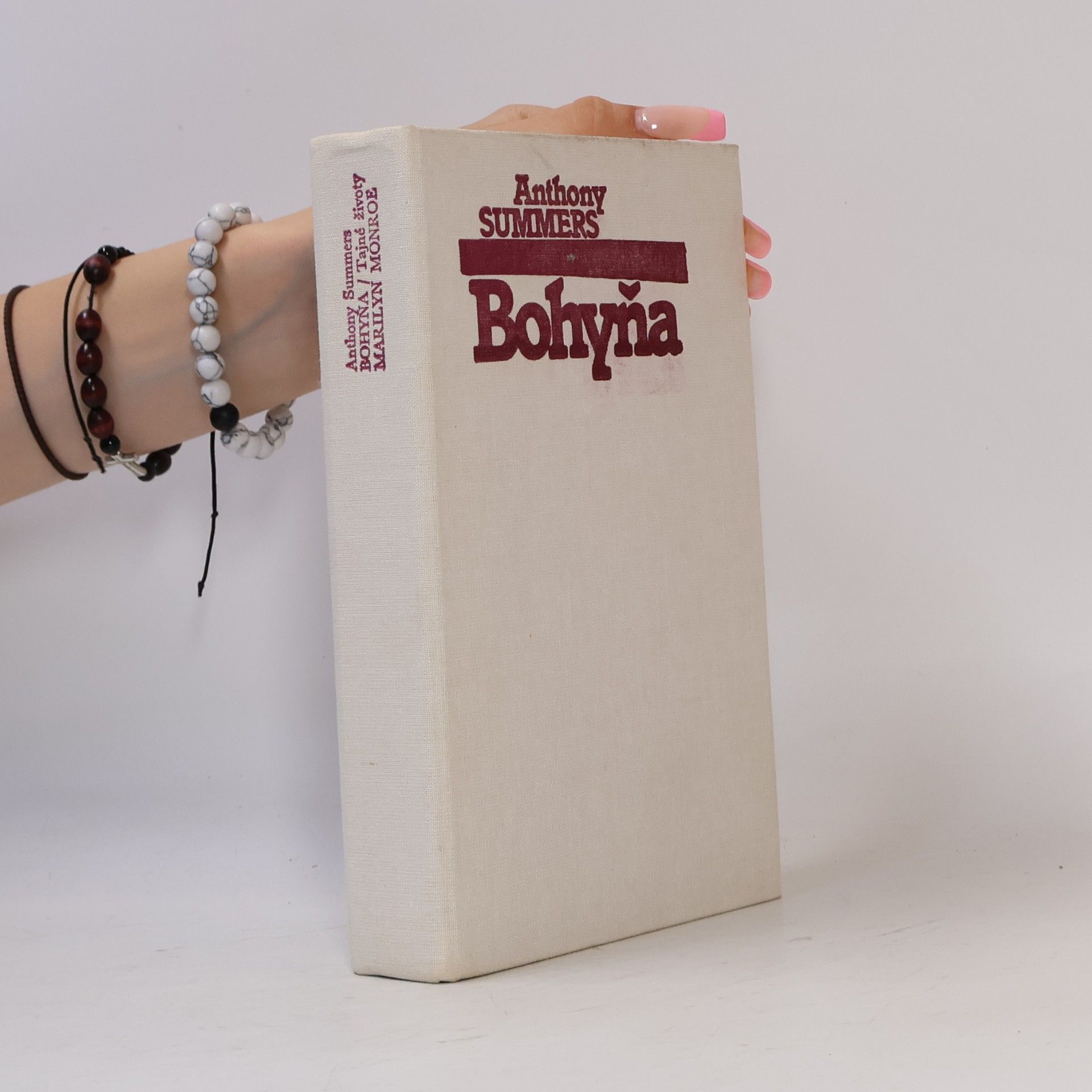 Anthony Summers Bohyňa