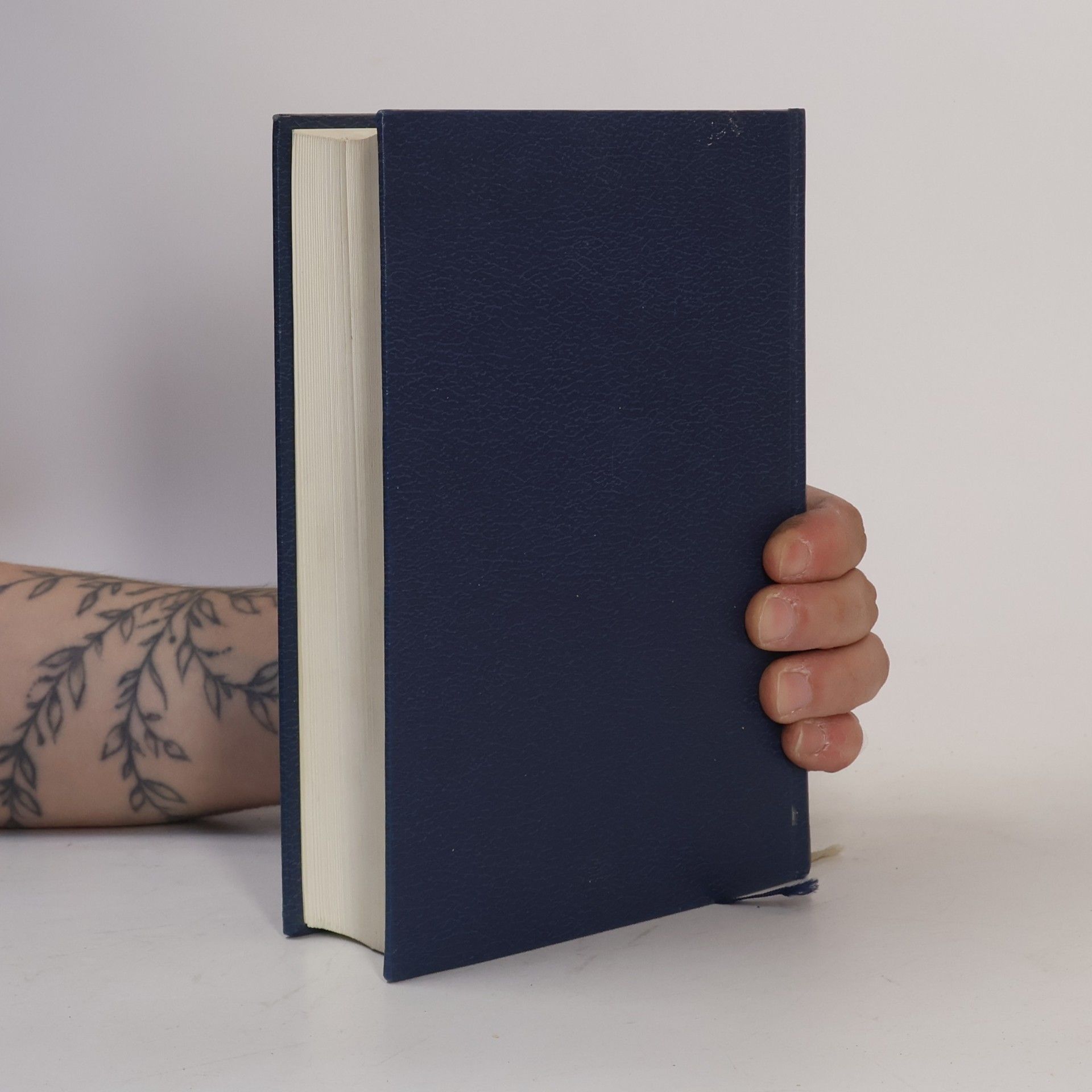 Various authors Bible : Písmo svaté Starého a Nového zákona (včetně deuterokanonických knih)