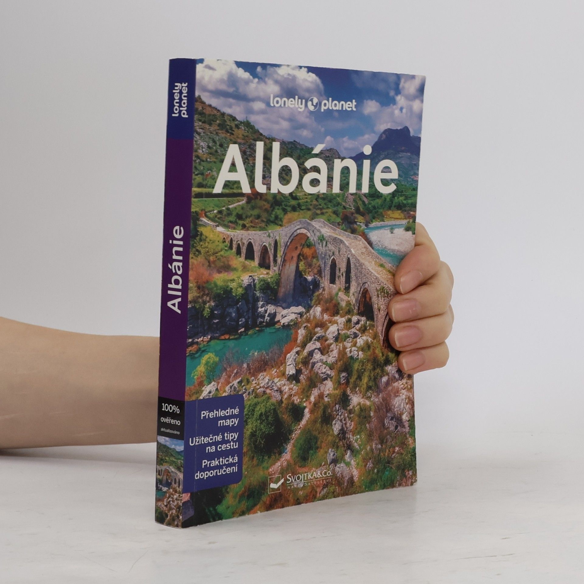AA.VV. Albánie