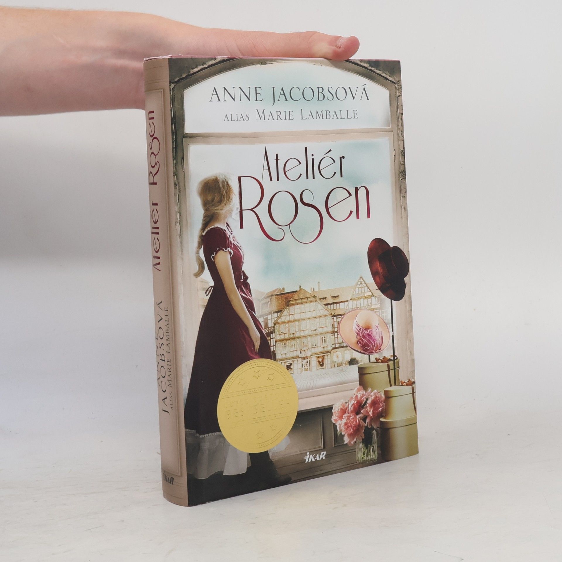Anne Jacobs Ateliér Rosen. Modistky z Tržní uličky