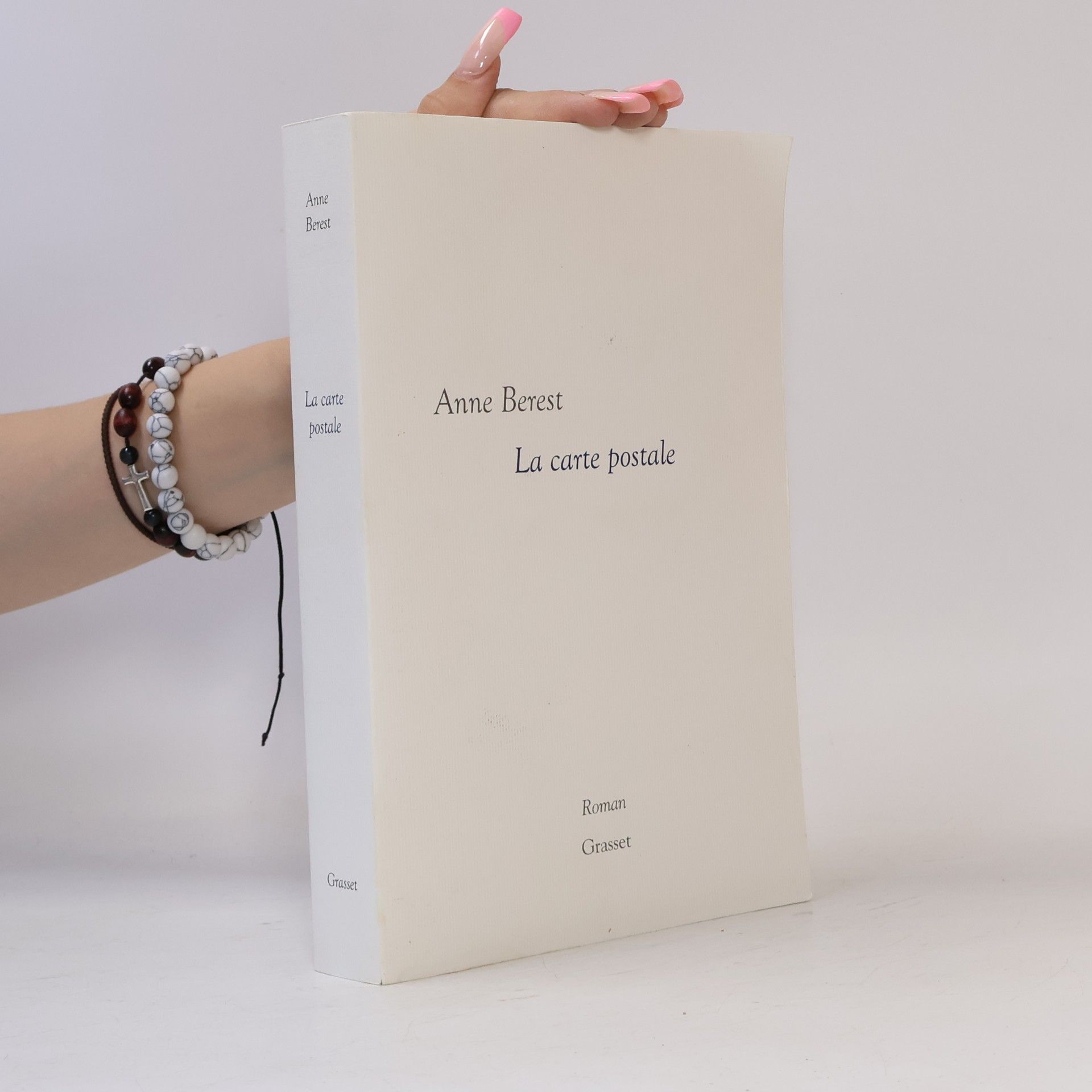Anne Berestová La carte postale
