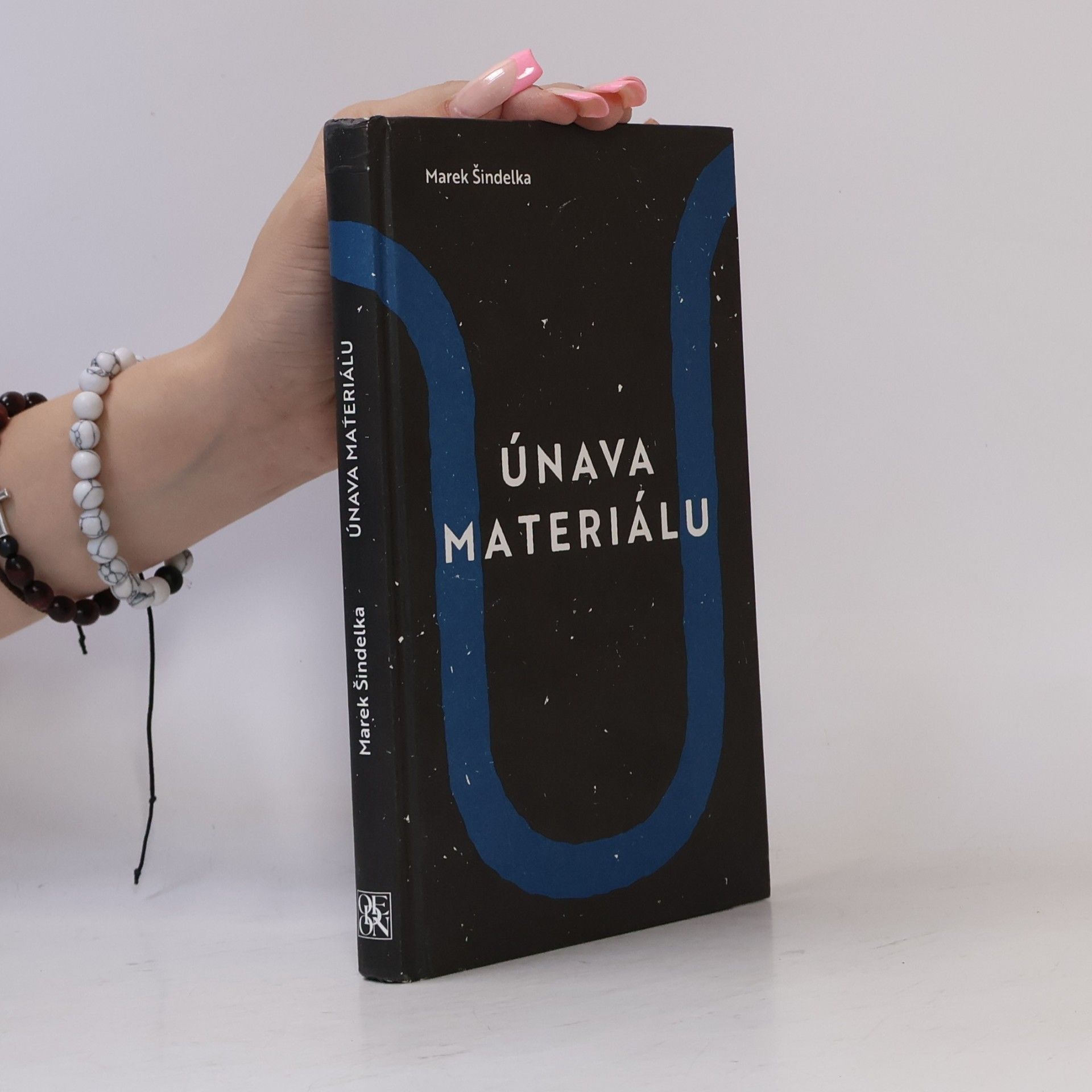 Marek Šindelka Únava materiálu