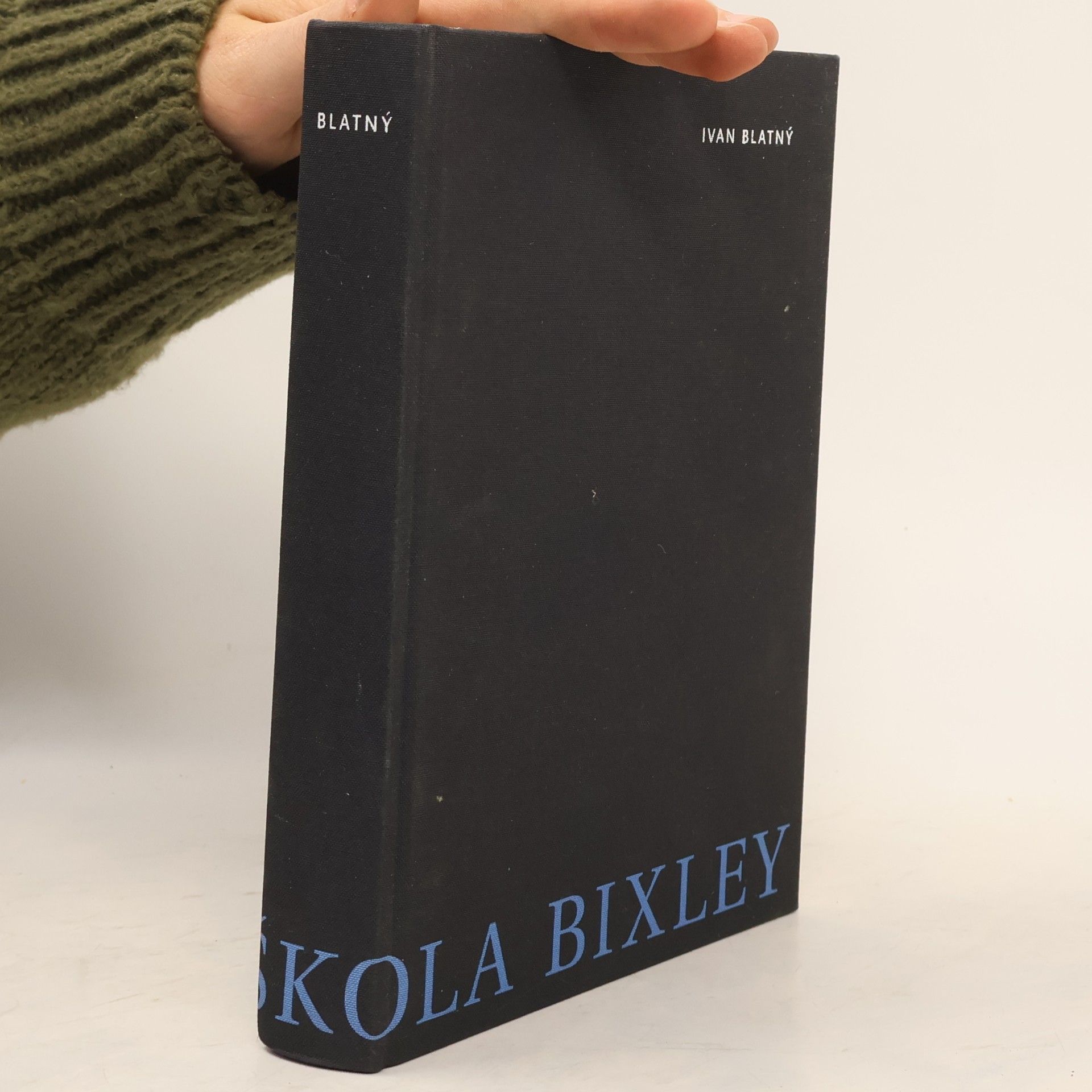 Pomocná škola Bixley : 1979, 1987, 2011