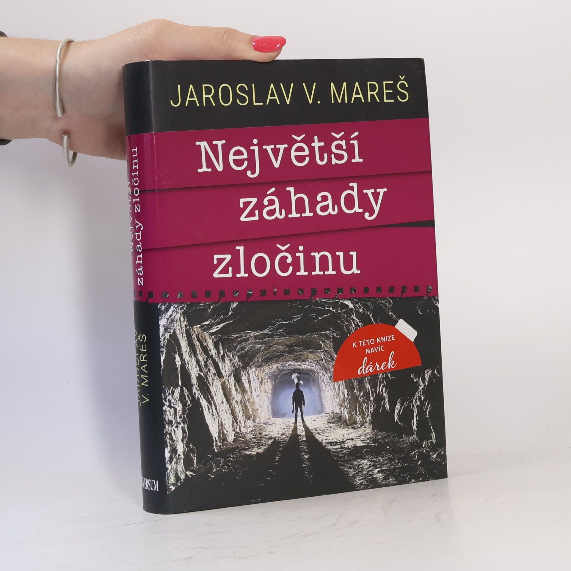 Jaroslav V. Mareš Největší záhady zločinu