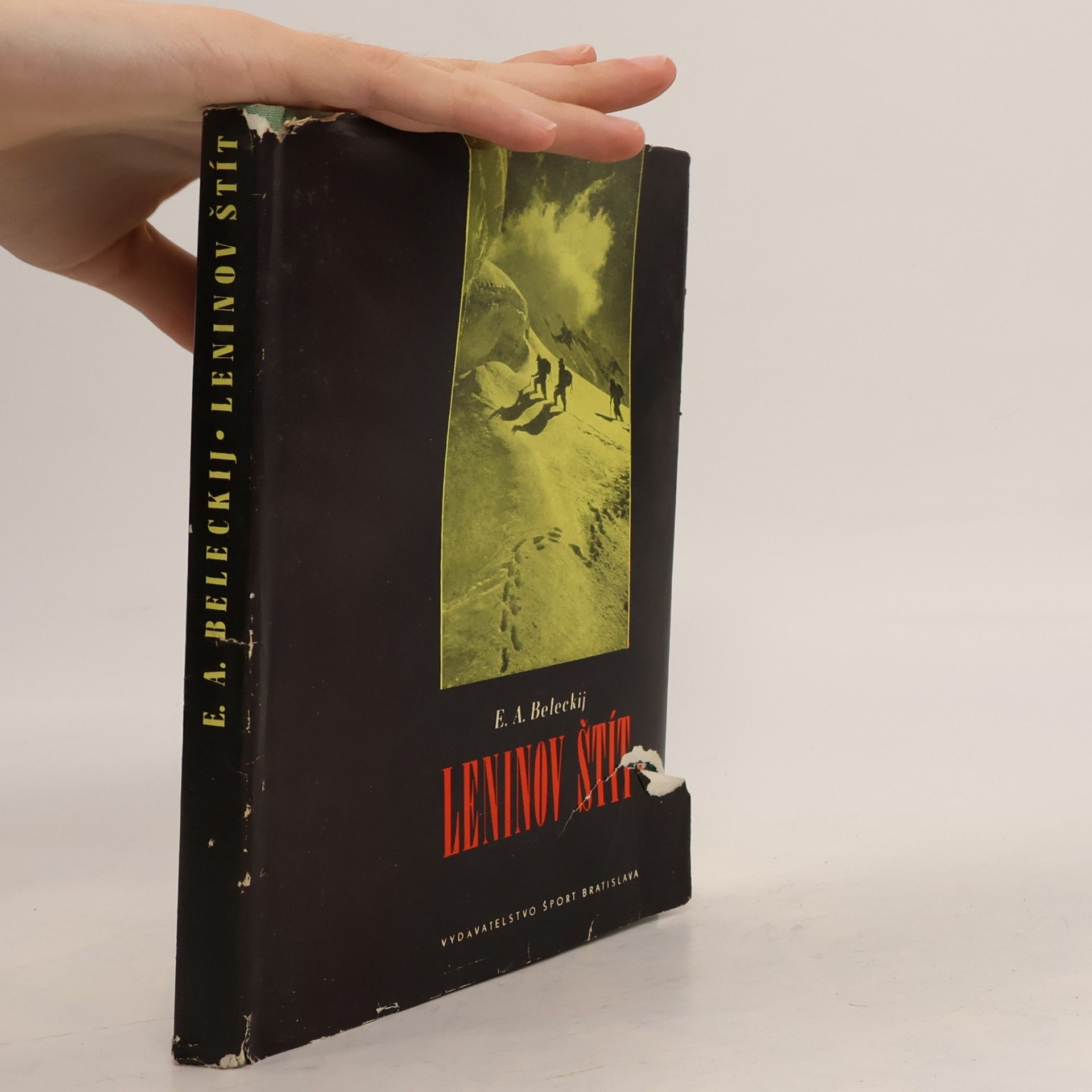 Jevgenij Andrianovič Běleckij Leninov štít