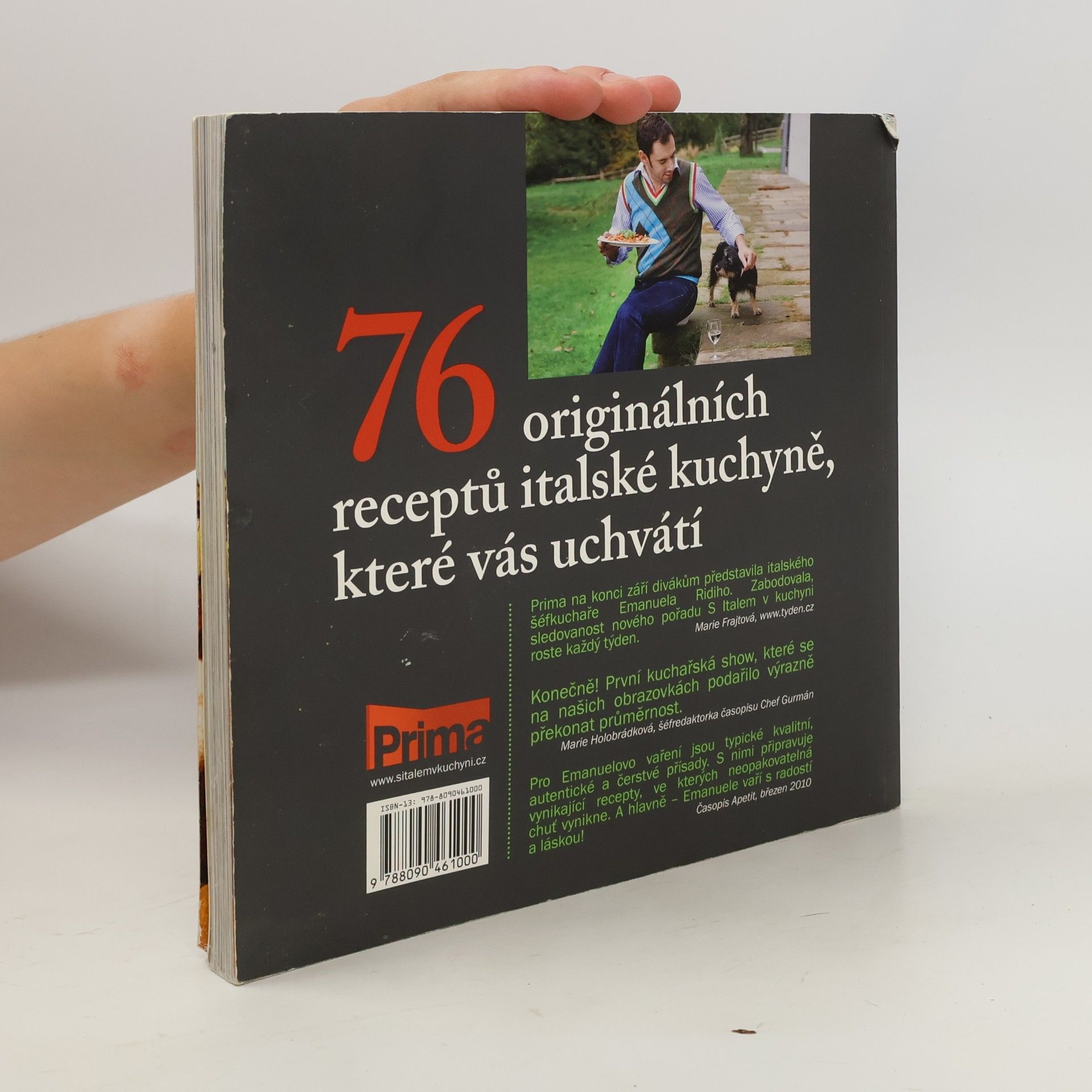 Emanuele Ridi S Italem v kuchyni