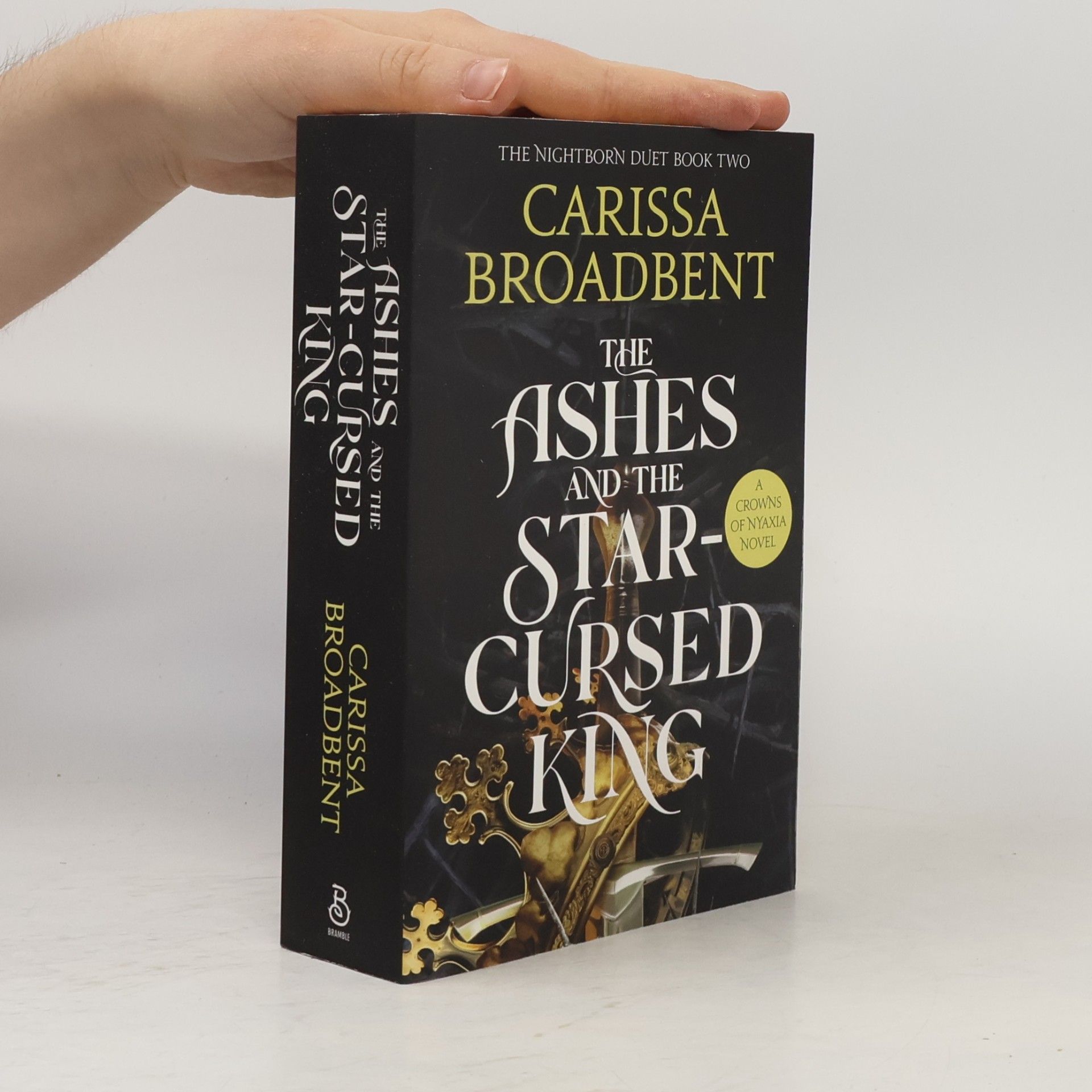 Carissa Broadbent The Ashes and the Star-Cursed King