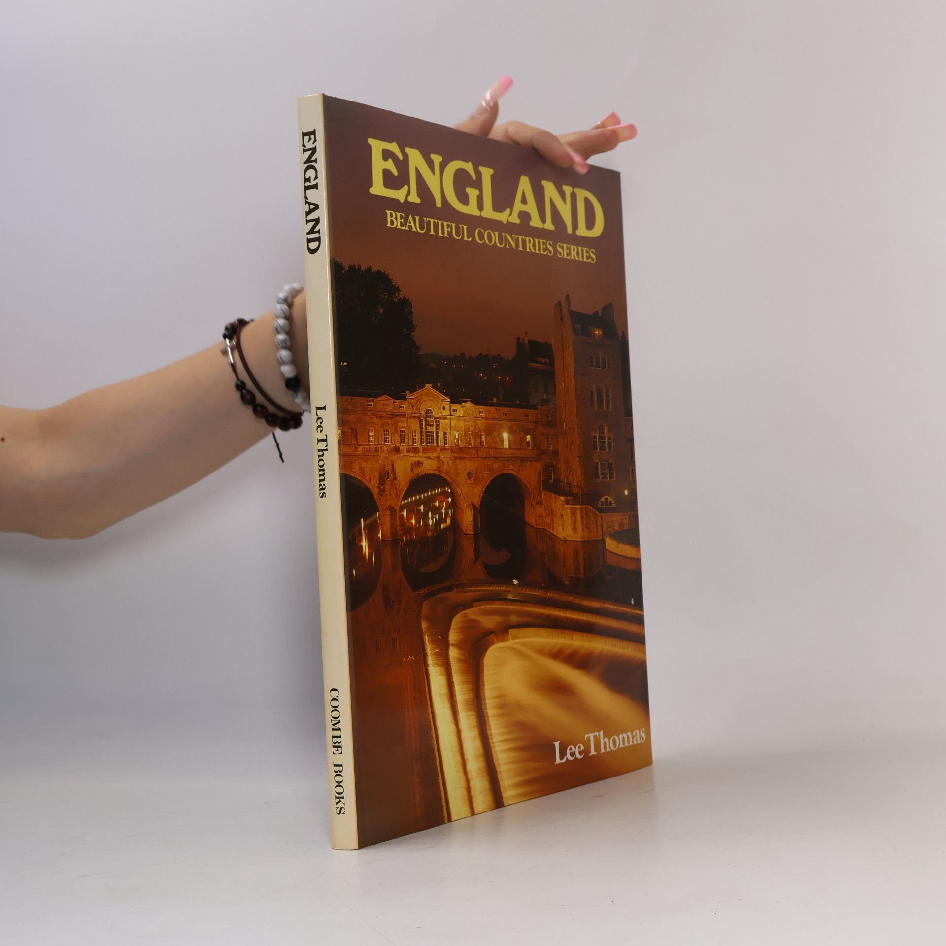 Lee Thomas England