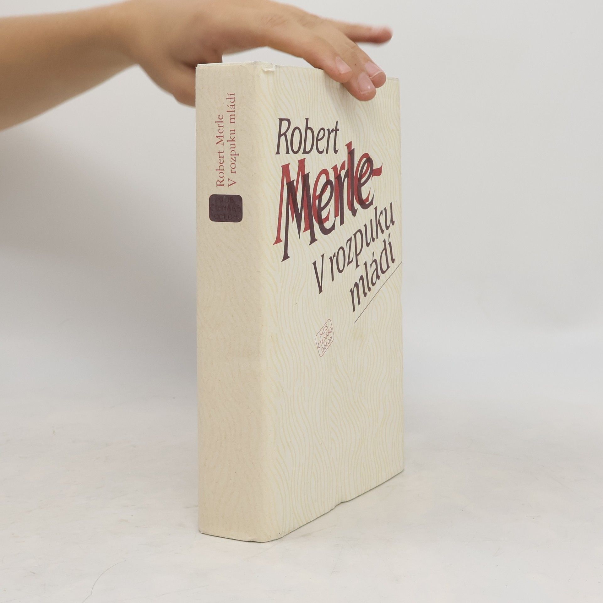 Robert Merle V rozpuku mládí