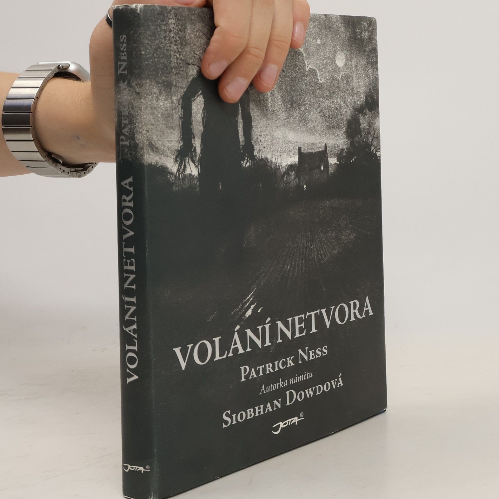 Patrick Ness Volání netvora