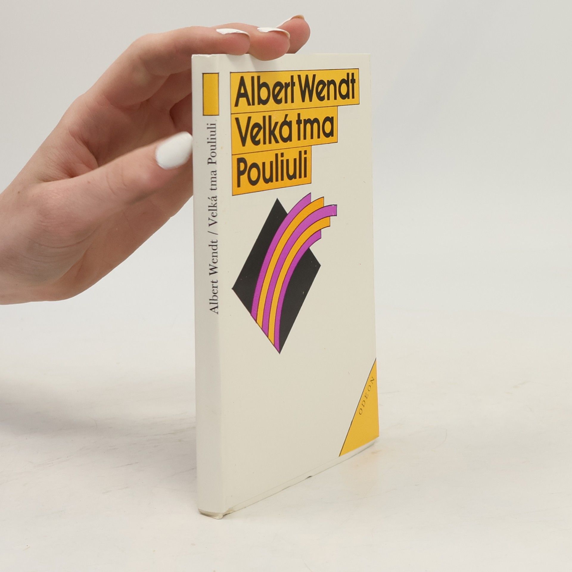 Albert Wendt Velká tma Pouliuli