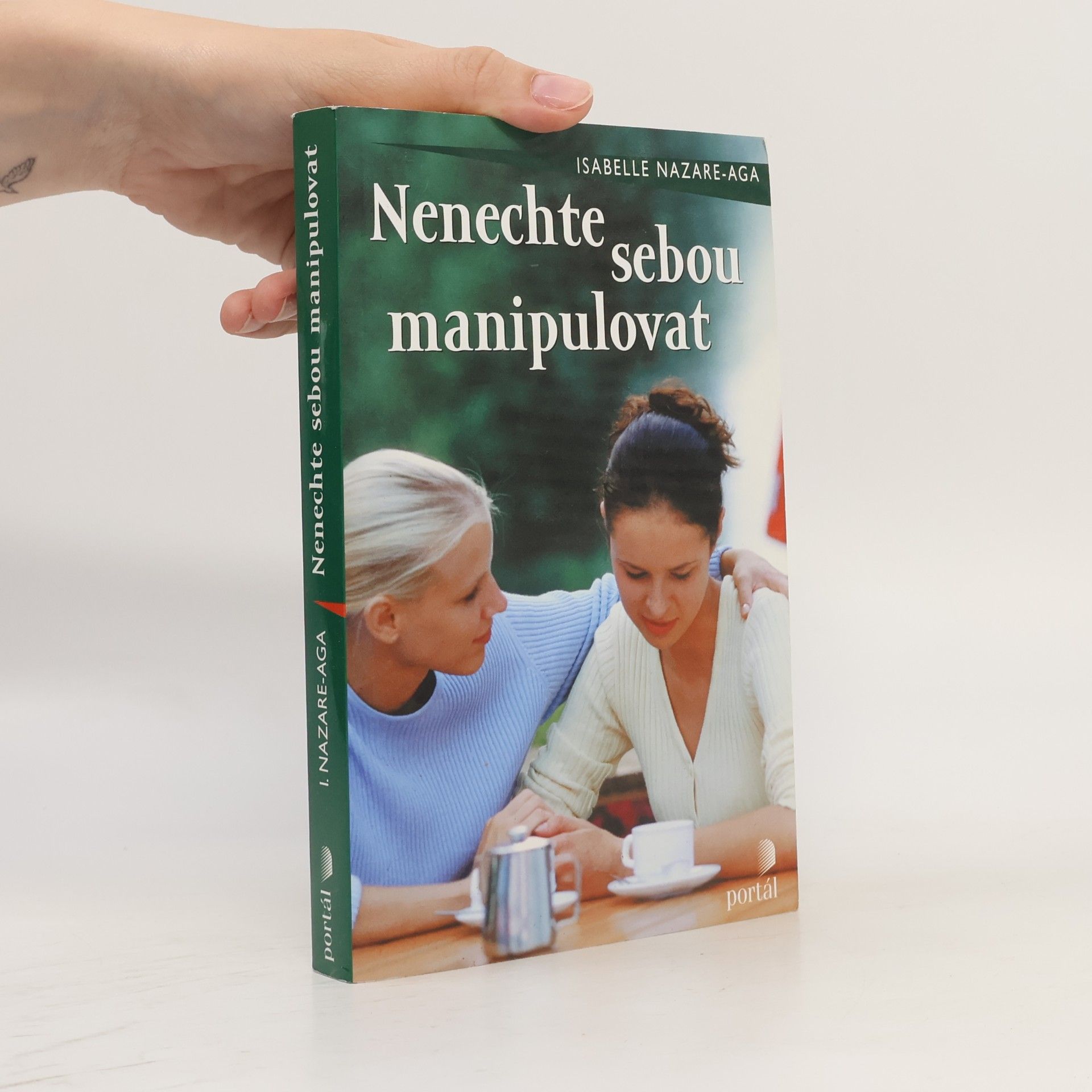 Isabelle Nazare-Aga Nenechte sebou manipulovat