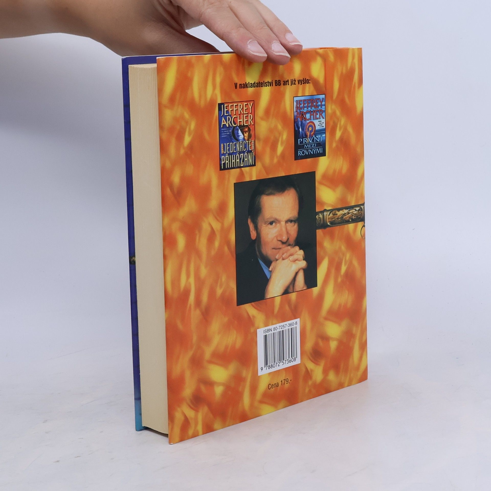 Jeffrey Archer Zlodějská čest