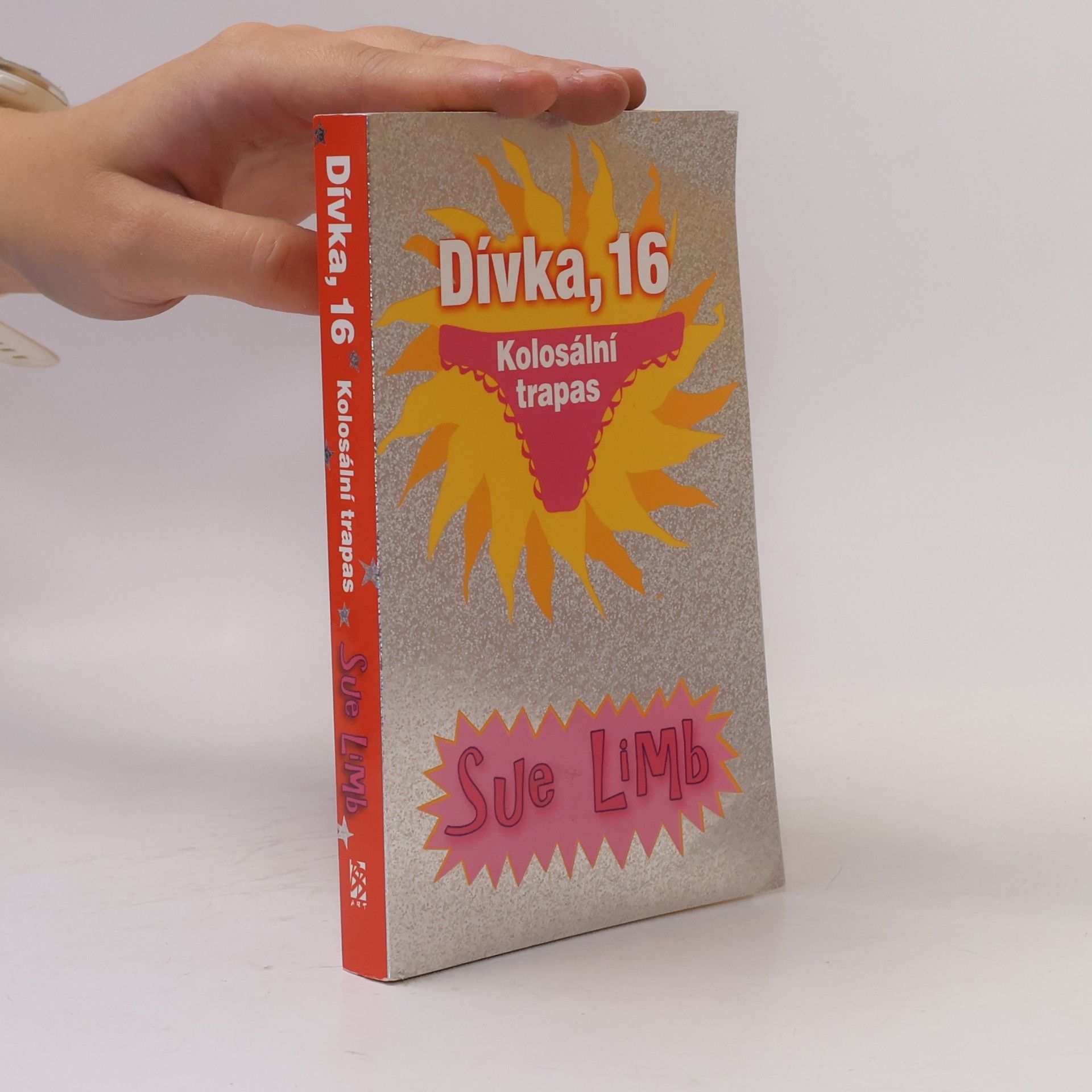 Sue Limb Dívka, 16. Kolosální trapas.
