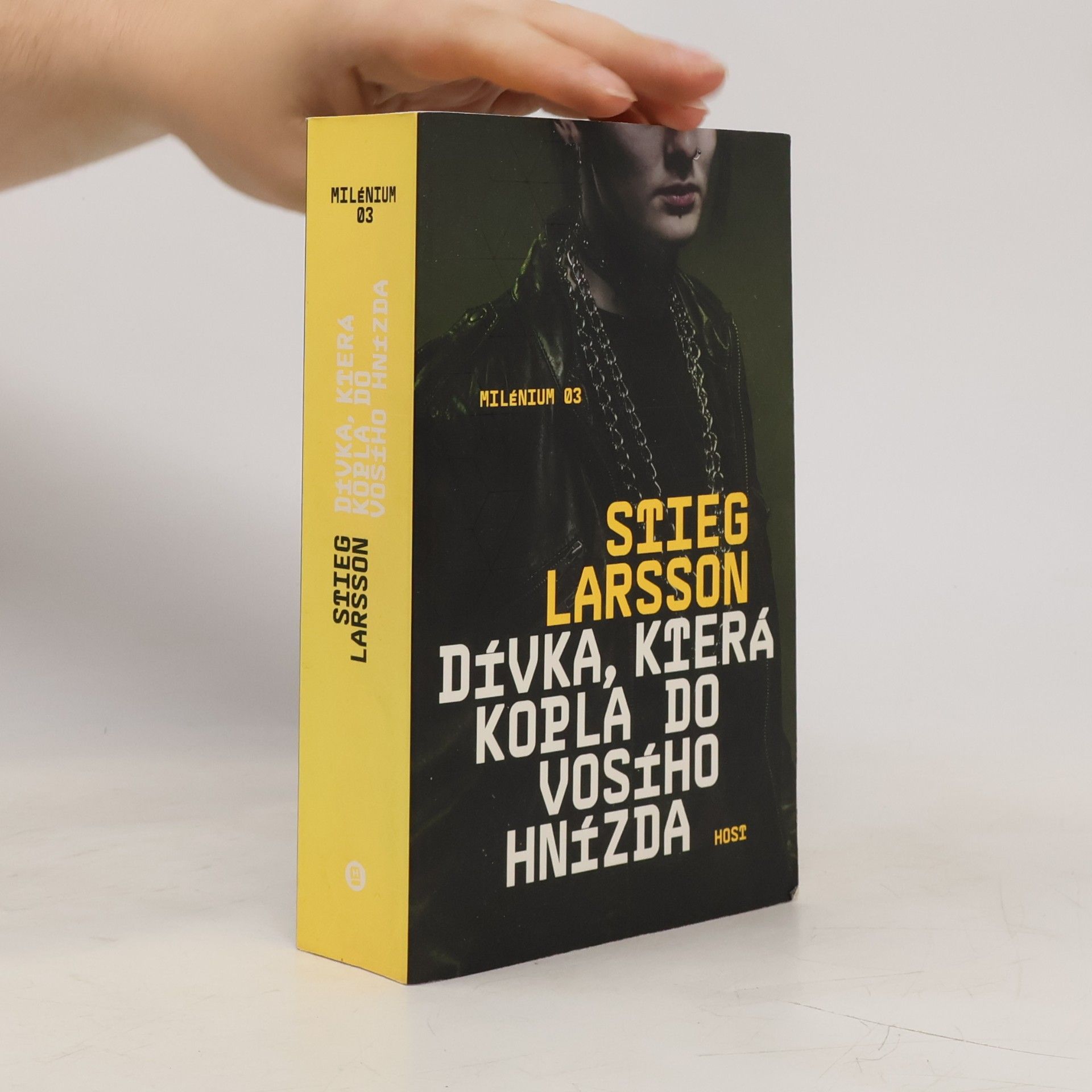 Stieg Larsson Dívka, která kopla do vosího hnízda