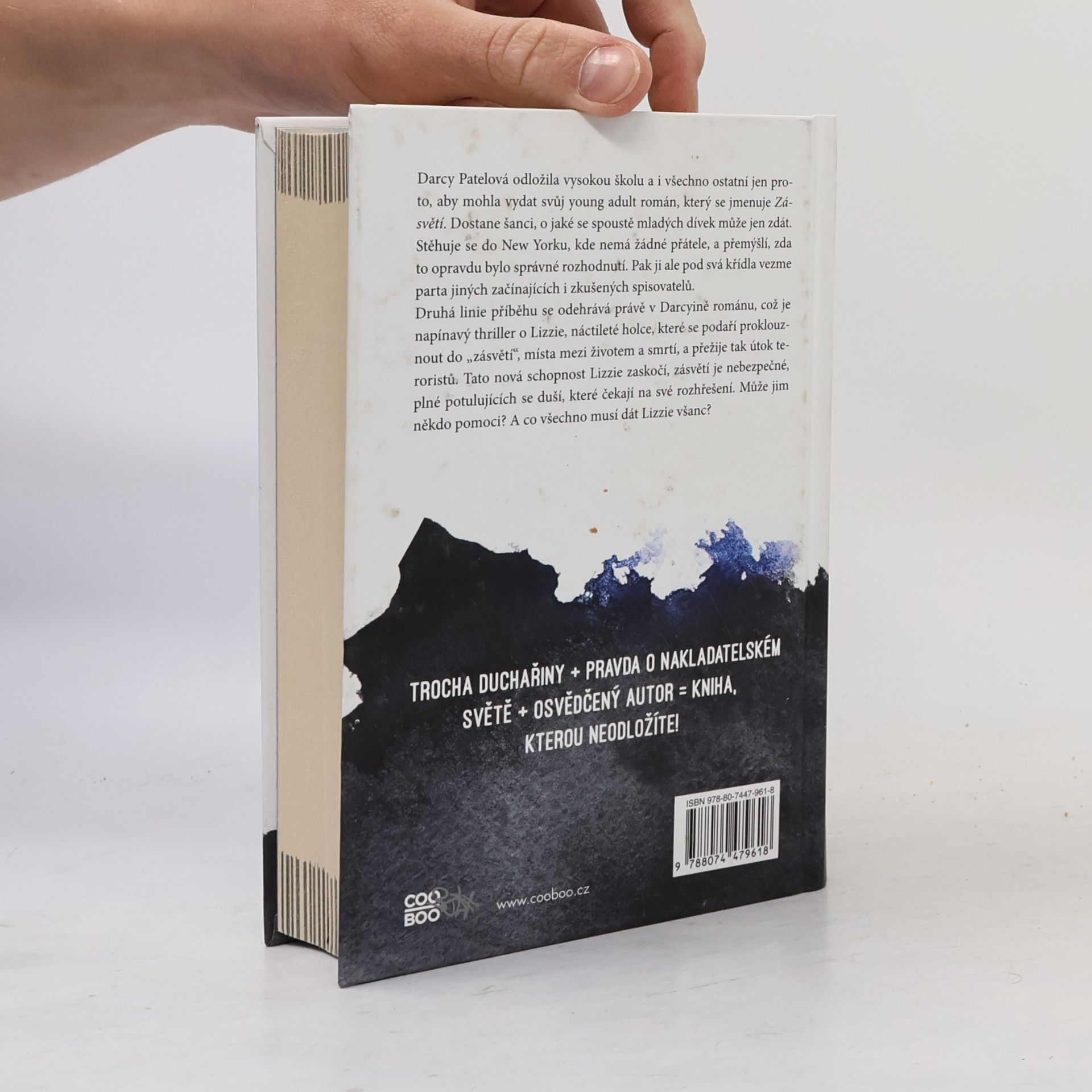 Scott Westerfeld Mezi dvěma světy