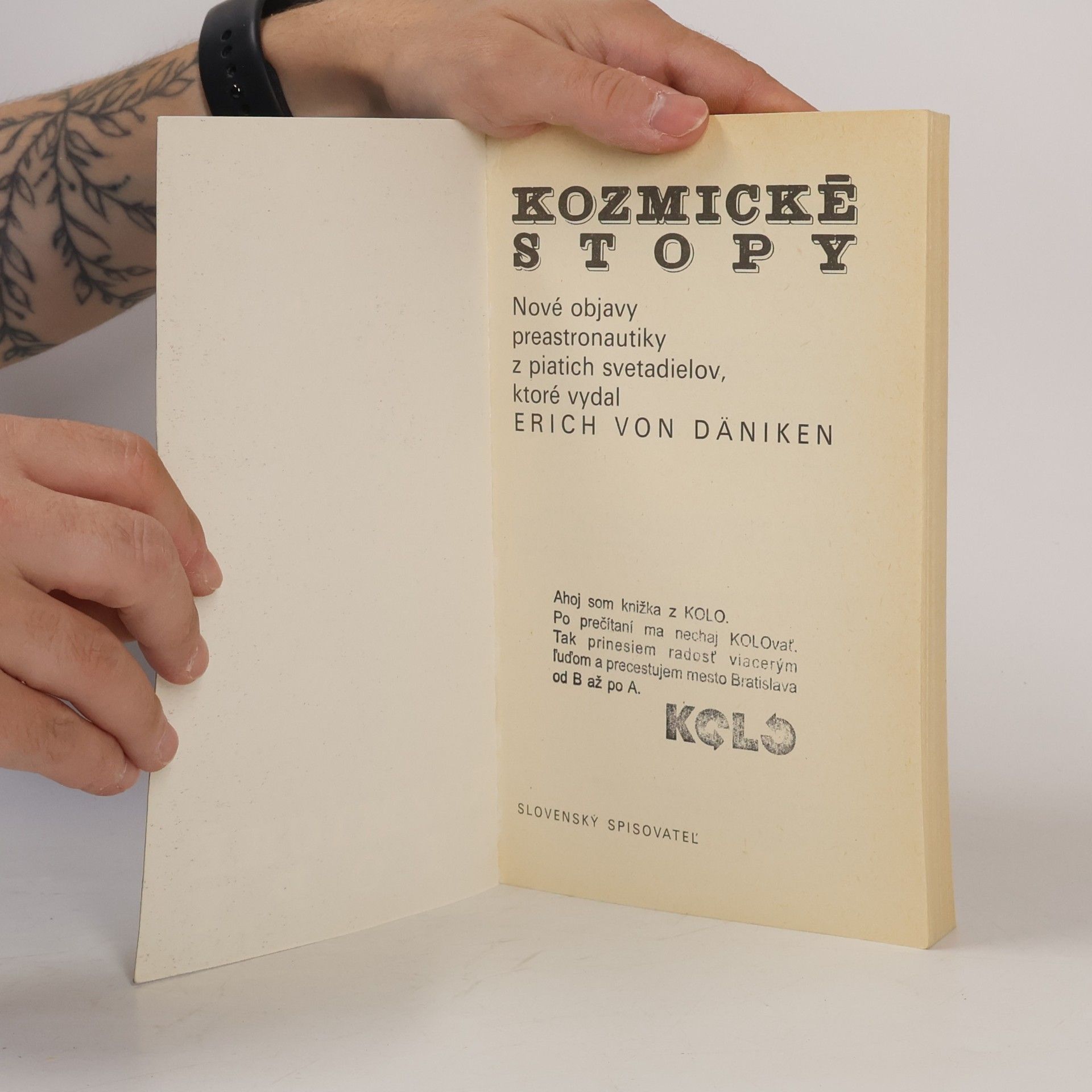 Erich von Däniken Kozmické stopy