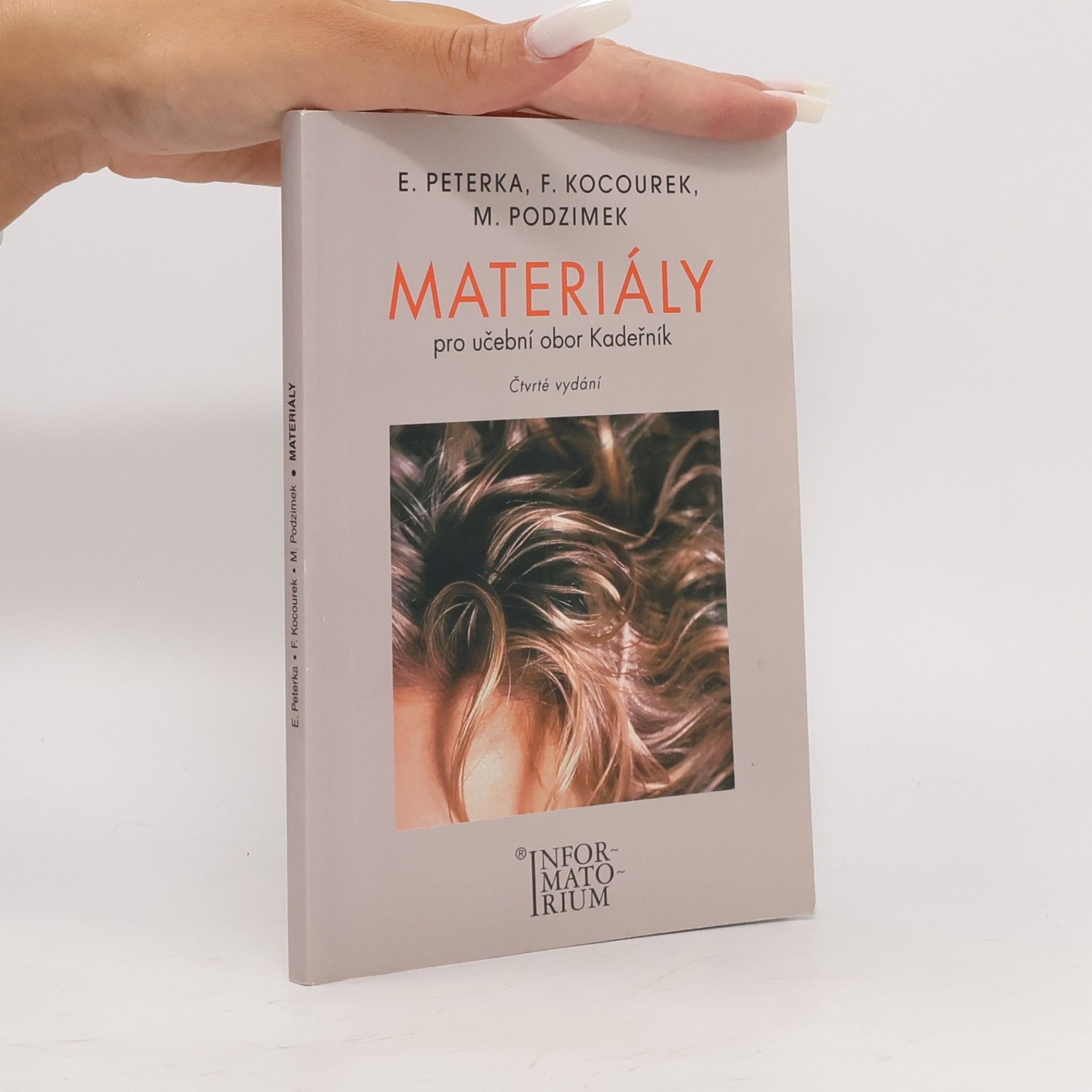 Materiály pro učební obor Kadeřník
