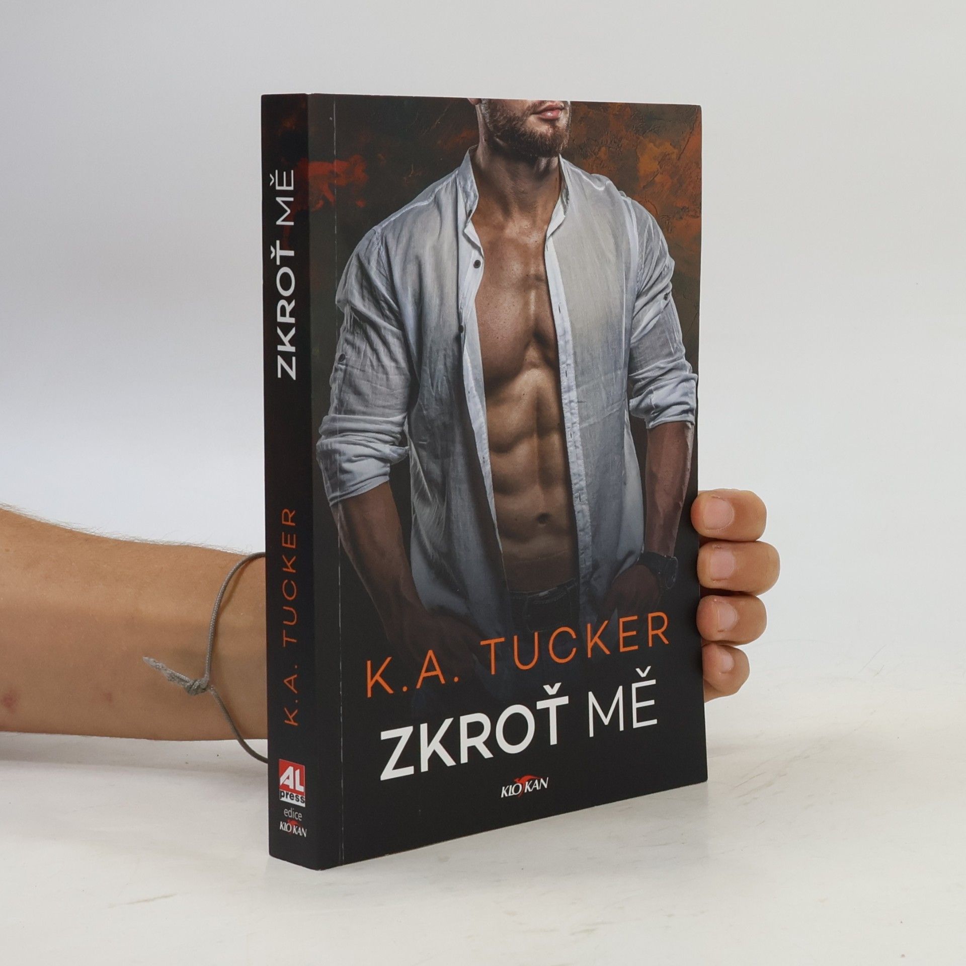 K.A. Tucker Zkroť mě