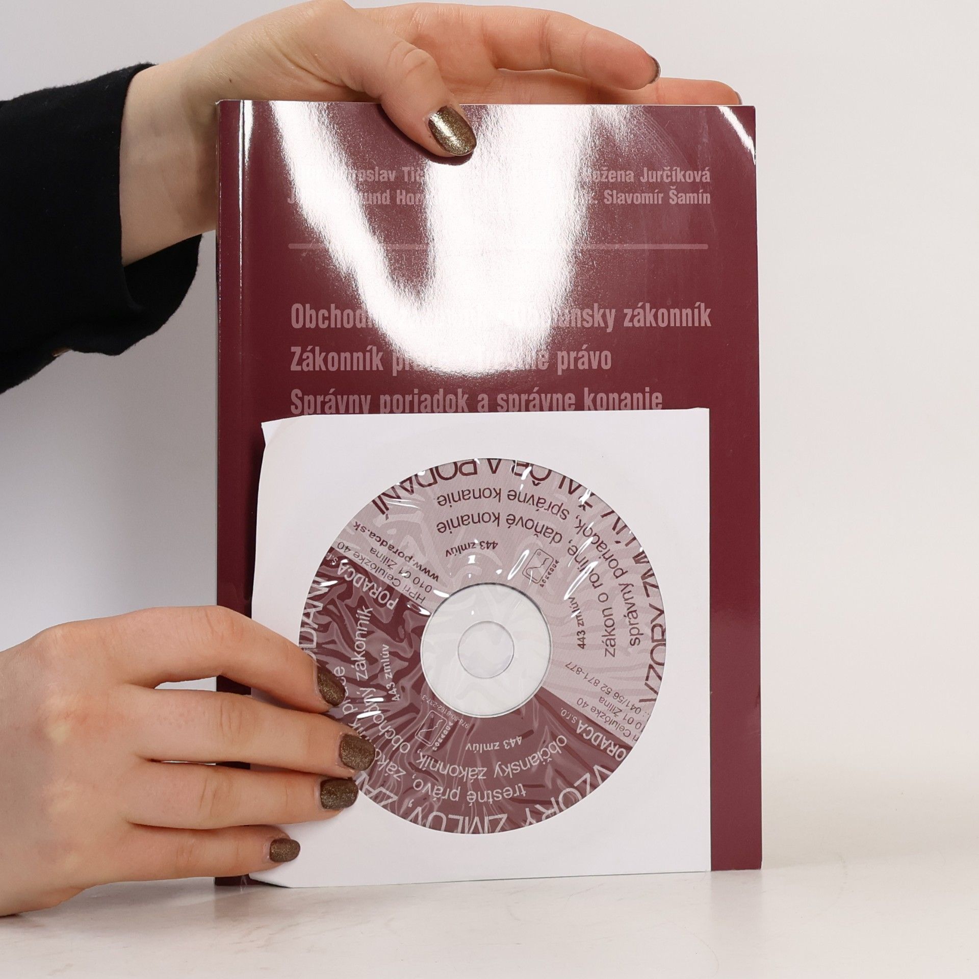 Miroslav Tichý Vzory zmlúv, žalôb a podaní 2022 + editovateľné vzory na CD