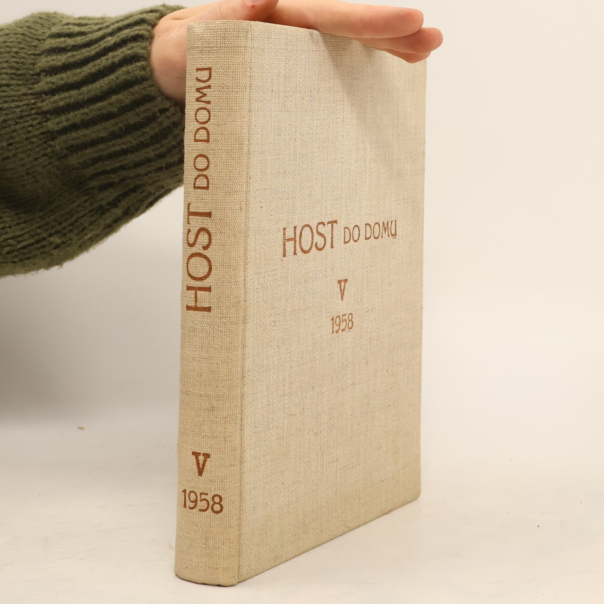 kolektiv Host do domu V.