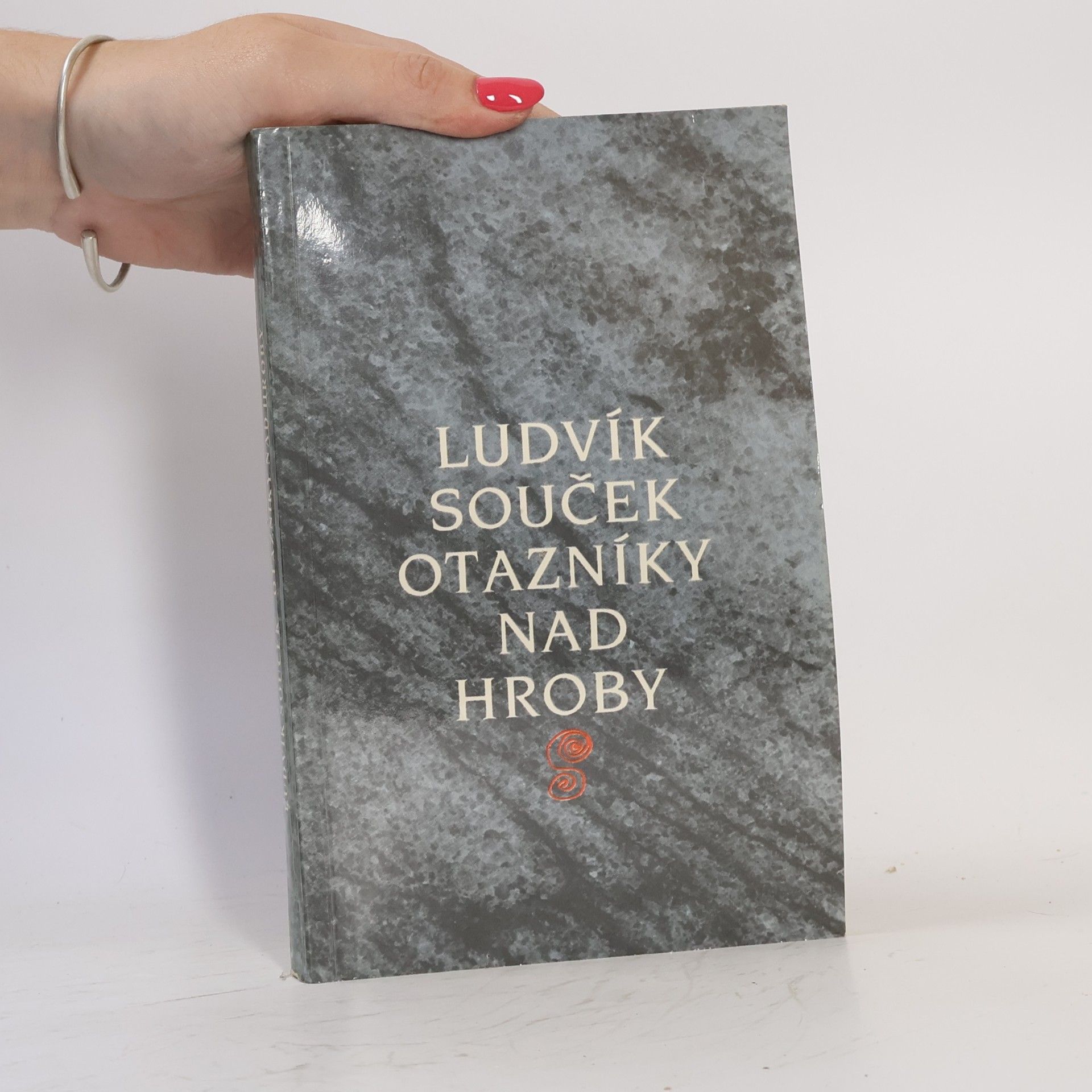 Ludvík Souček Otázníky nad hroby