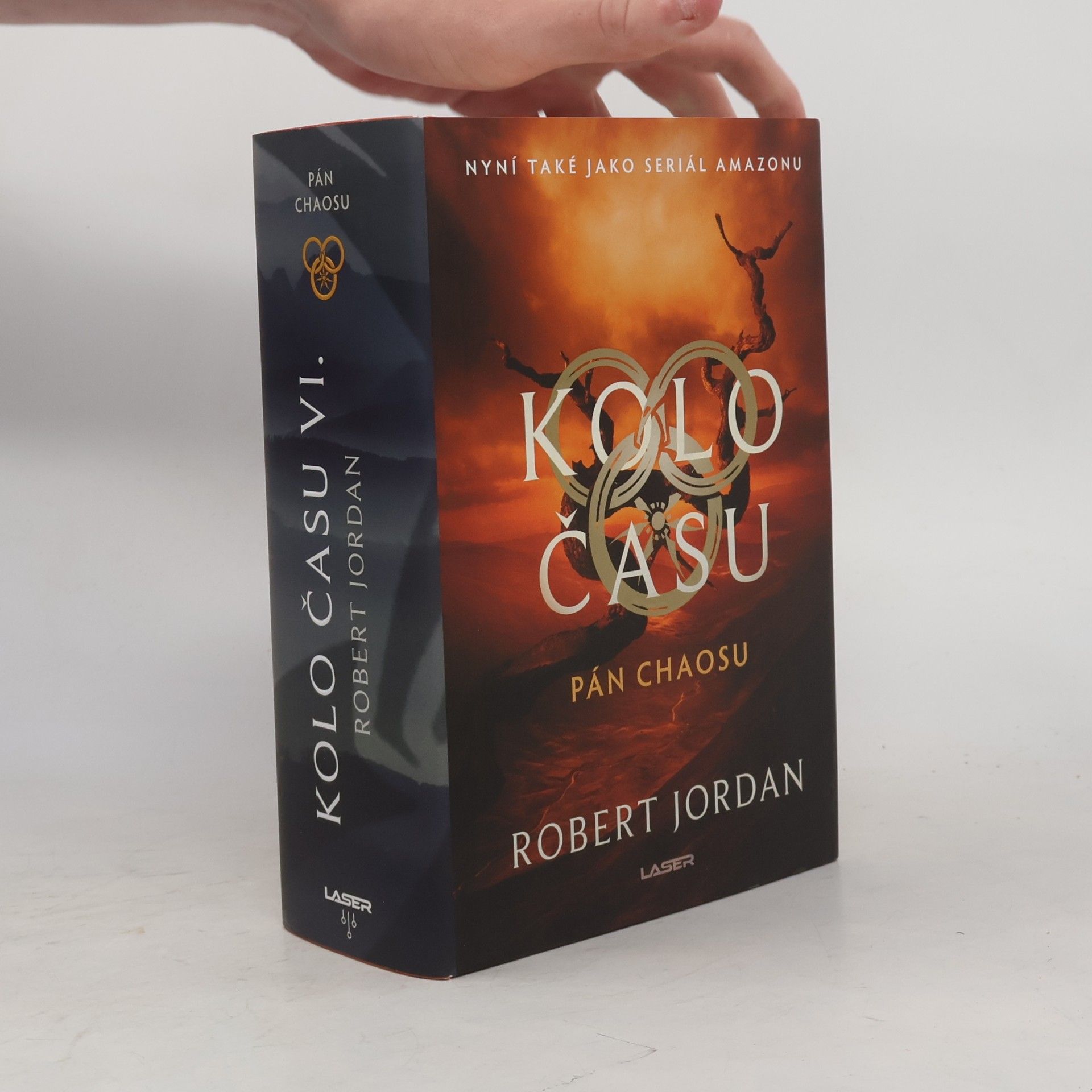 Robert Jordan Kolo času. Pán chaosu