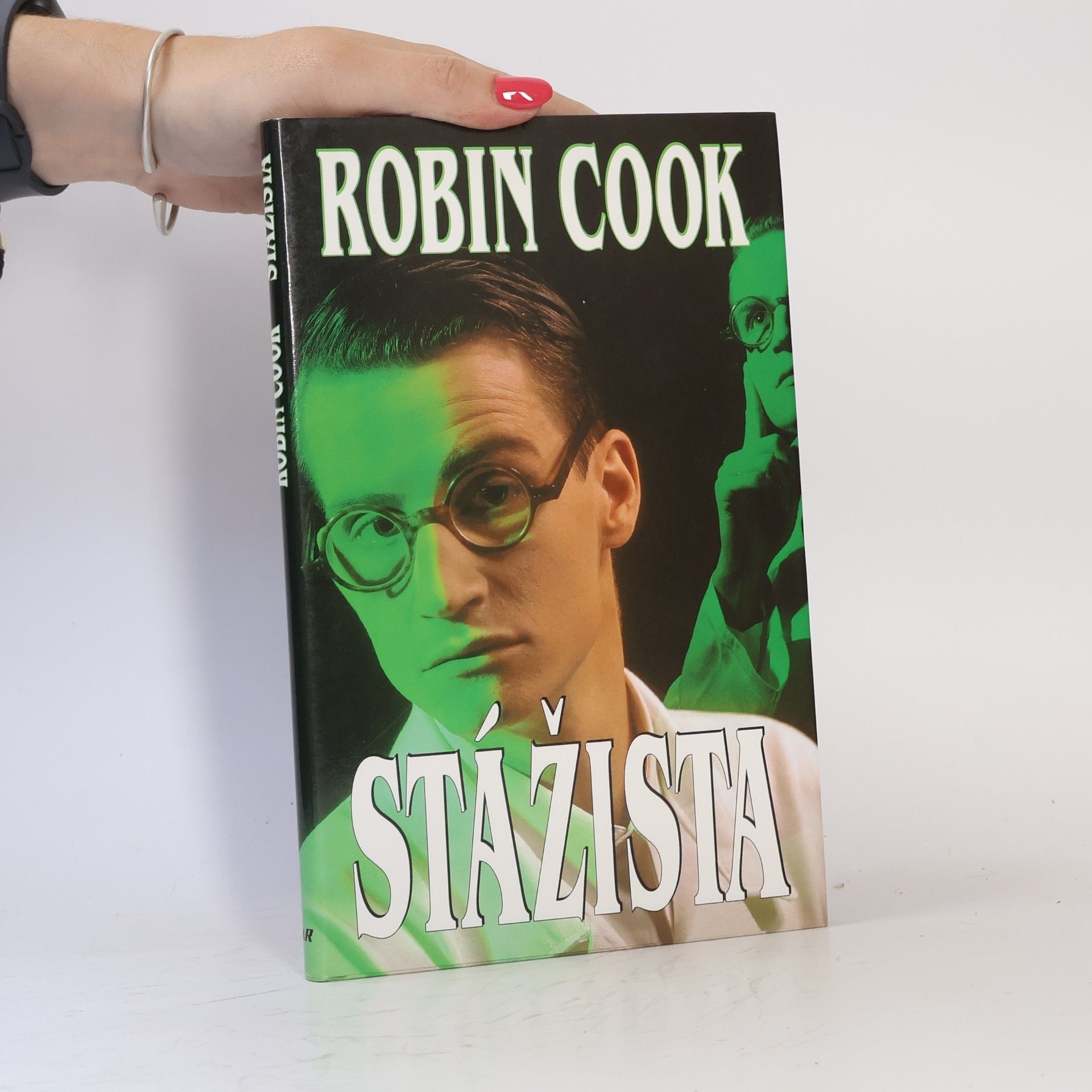 Robin Cook Stážista
